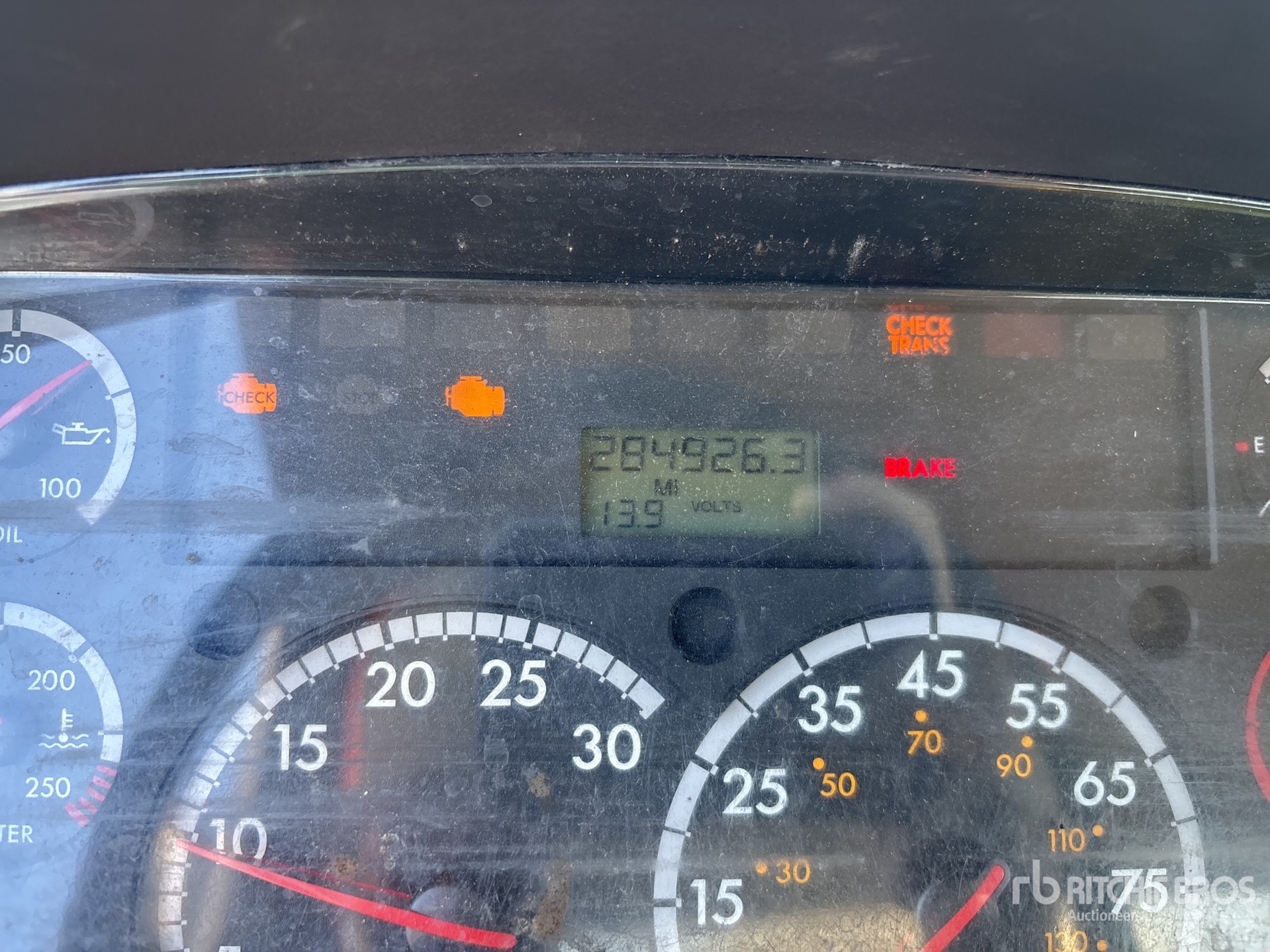 2015 Freightliner M2 106