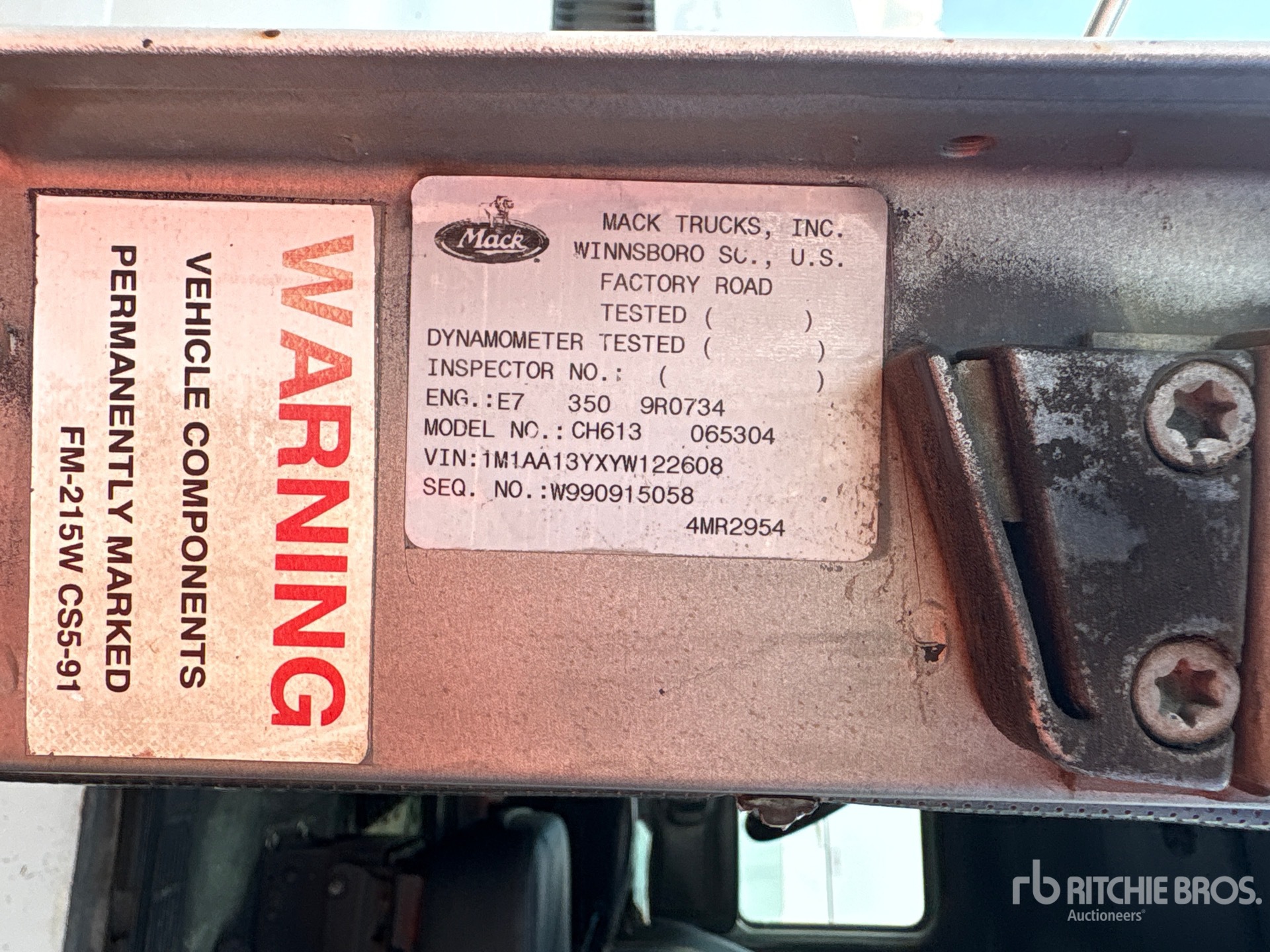 2000 Mack CH613
