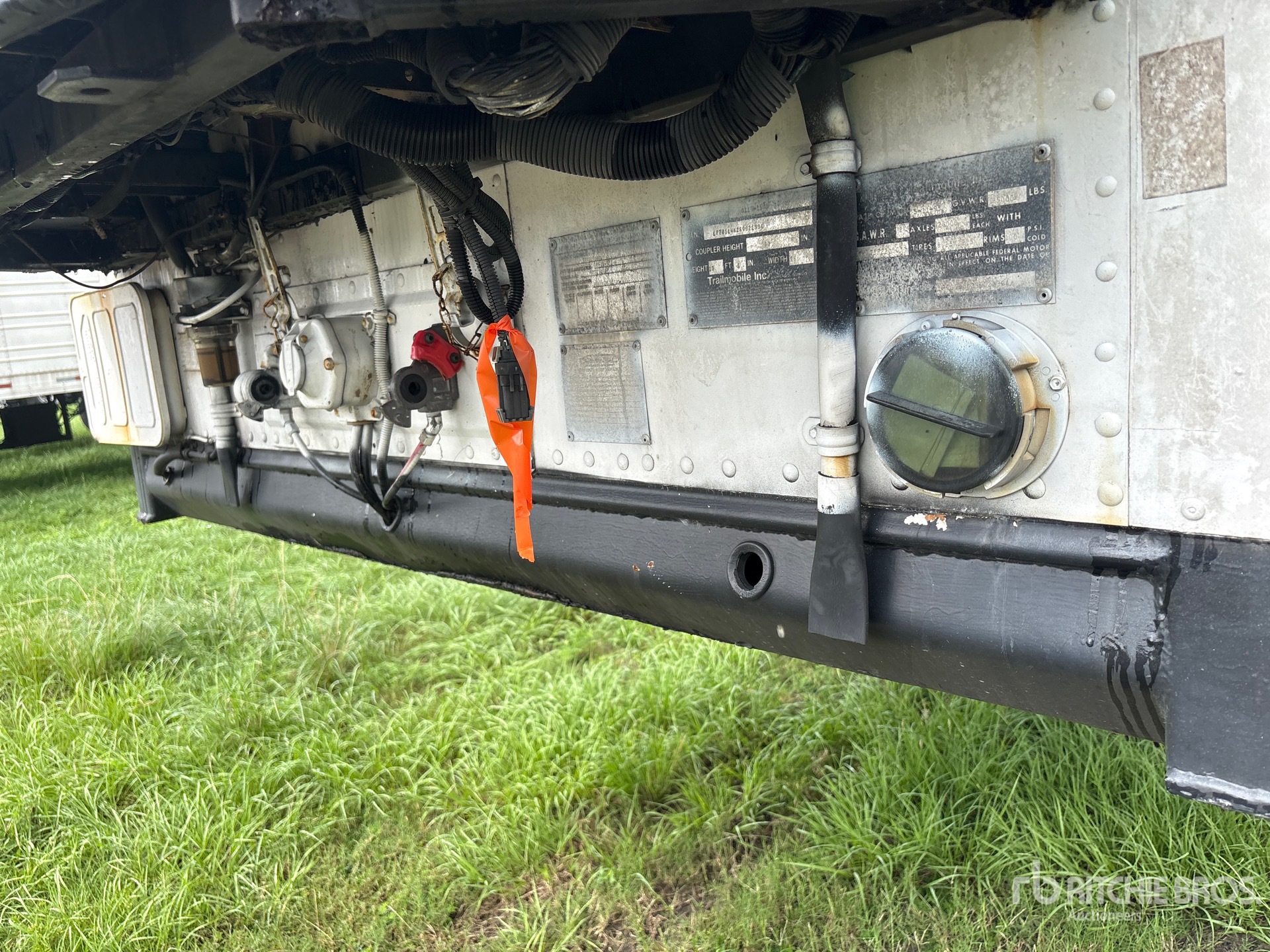 1995 Trailmobile 40 FT X 102 IN T/A
