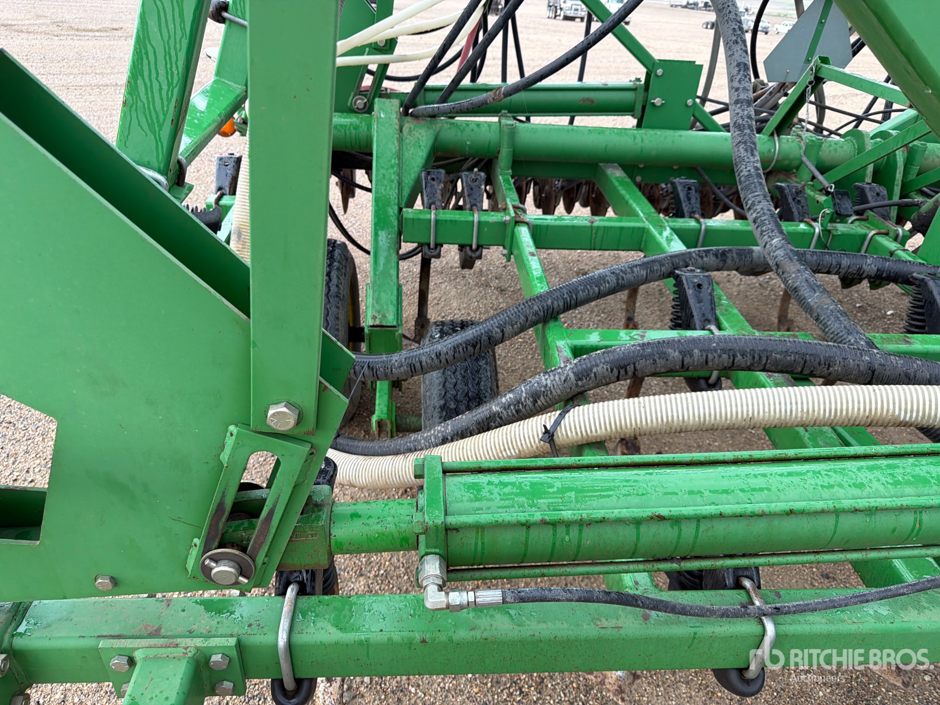 John Deere 730