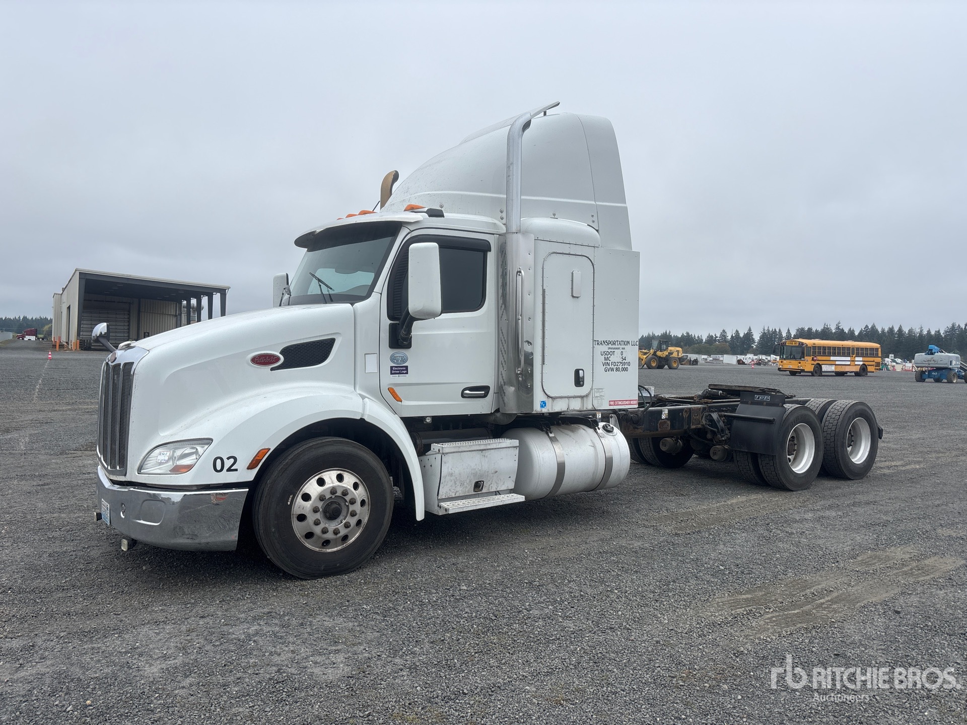 Photo of 2015 Peterbilt 579
