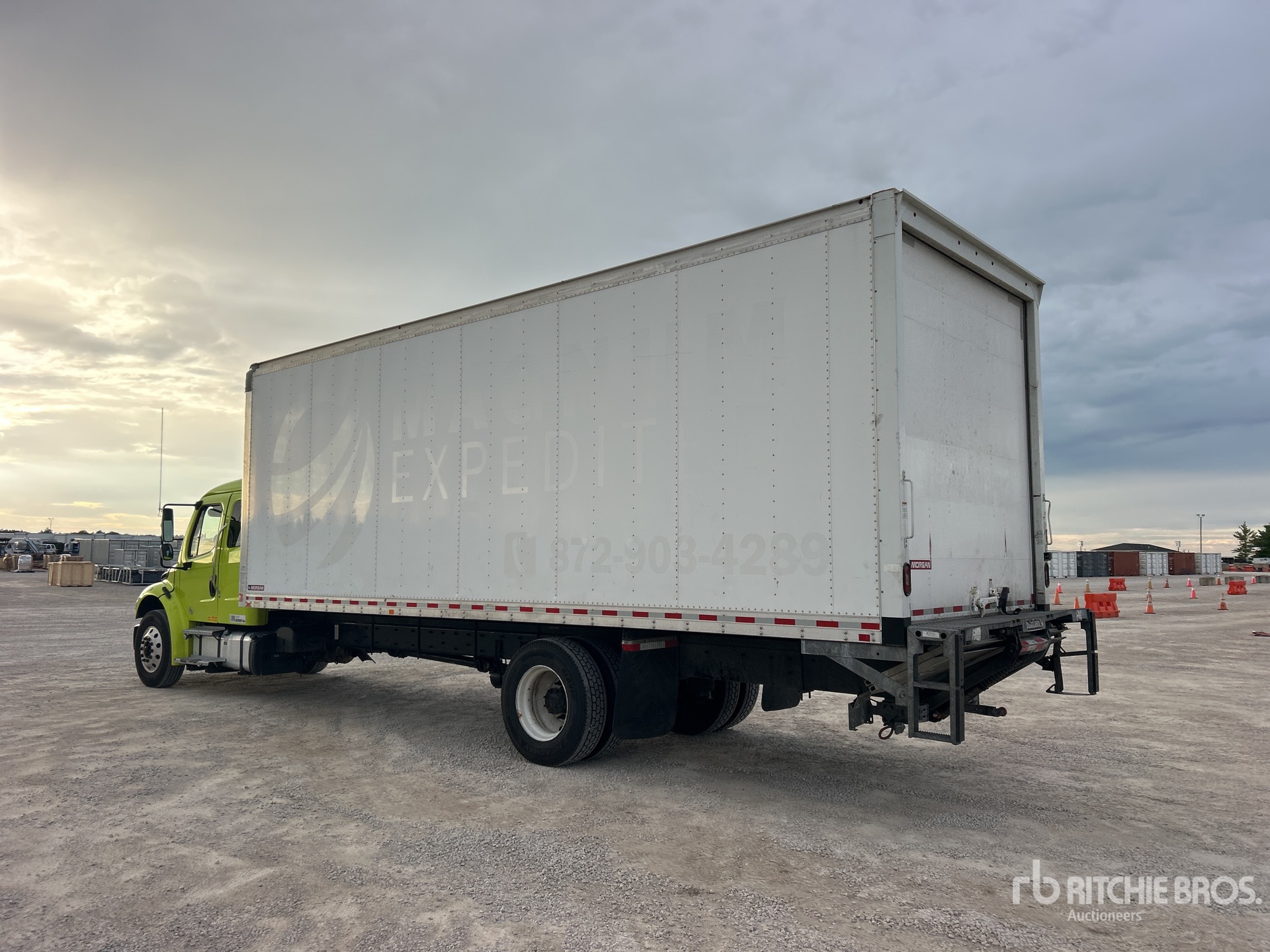 2024 Freightliner M2