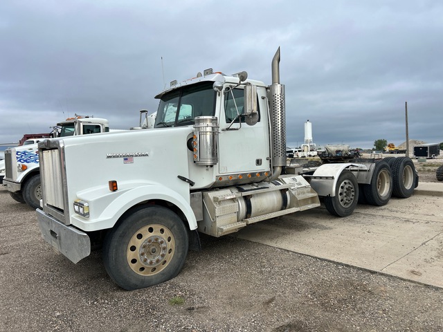 2011 Western Star 4900EX T/A Day Cab Truck Tractor (Inoperable)