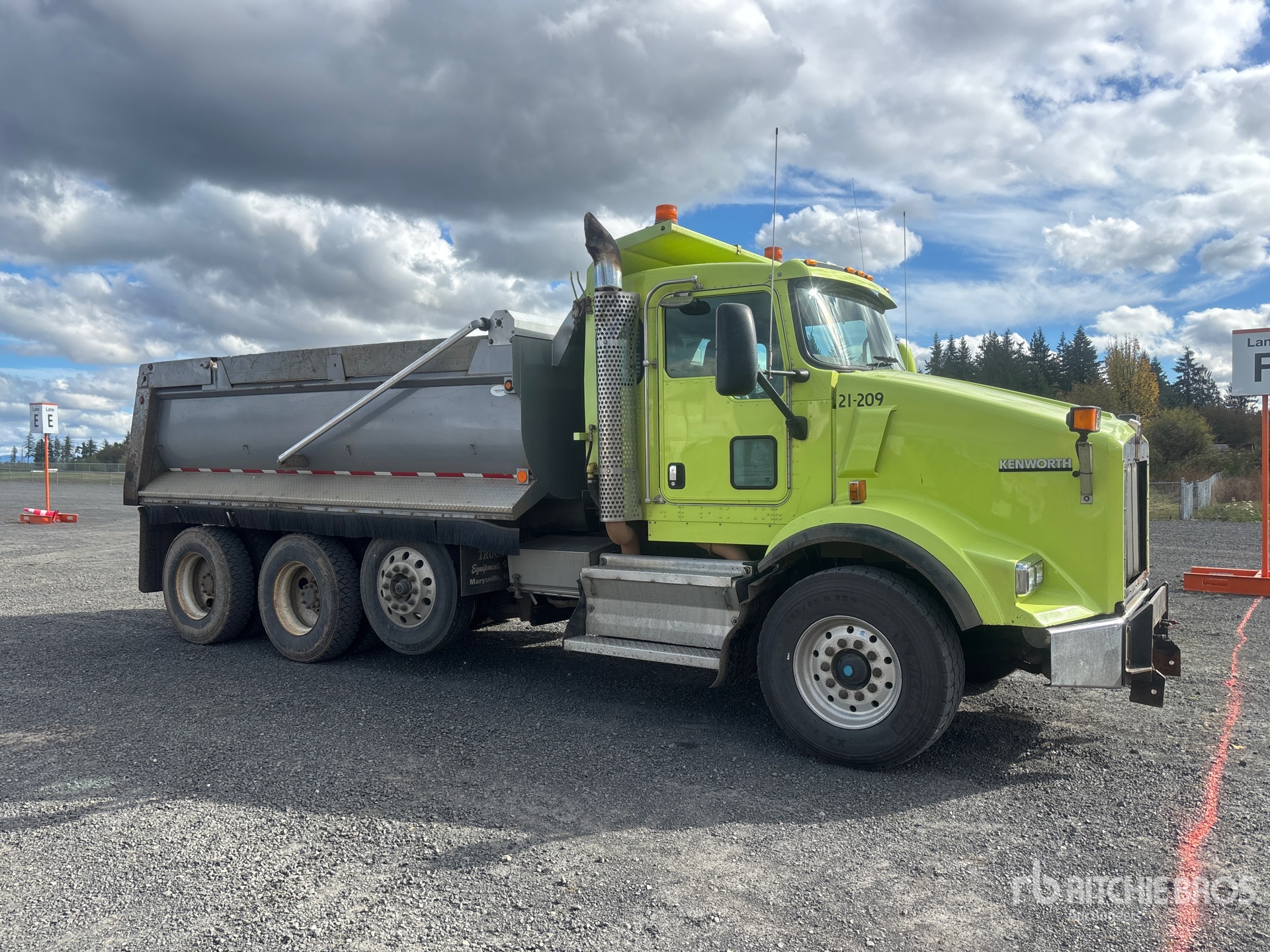 2009 Kenworth T800