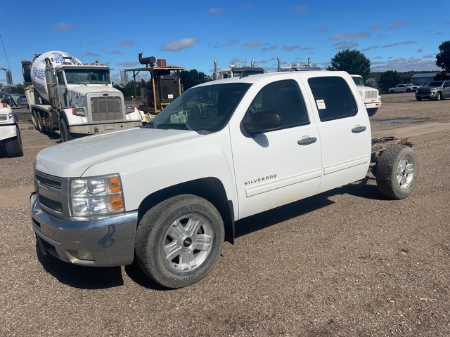 2012 Chevrolet Silverado 1500 4x4 Crew Cab Cab and Chassis
