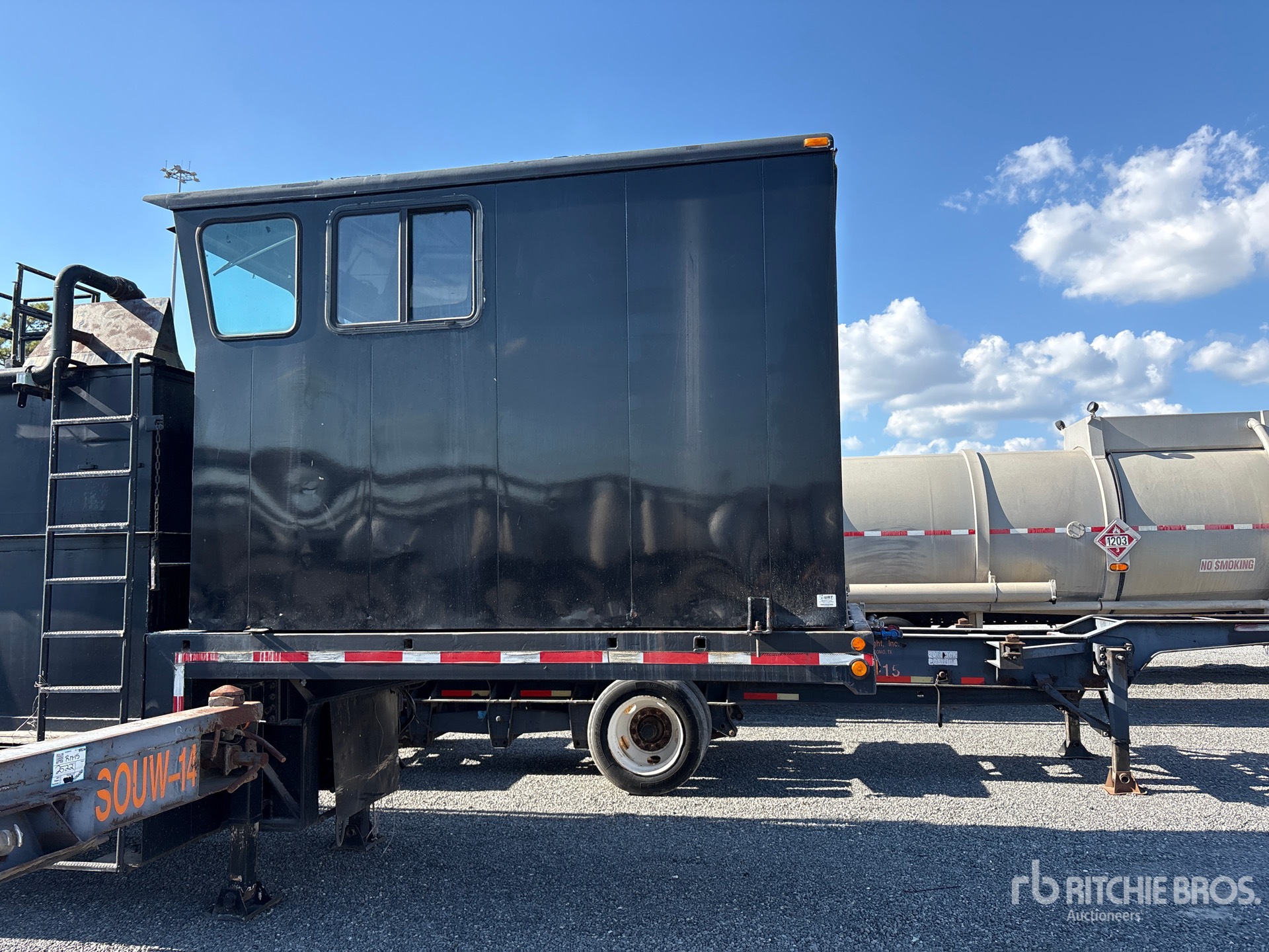 1995 Ledwell 48 FT TRI/A MIXING TRAILER