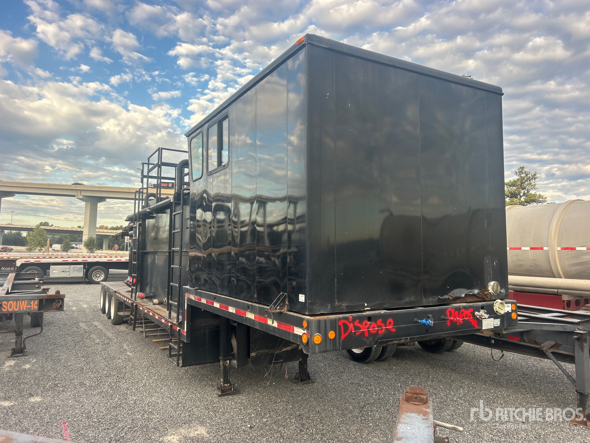 1995 Ledwell 48 FT TRI/A MIXING TRAILER