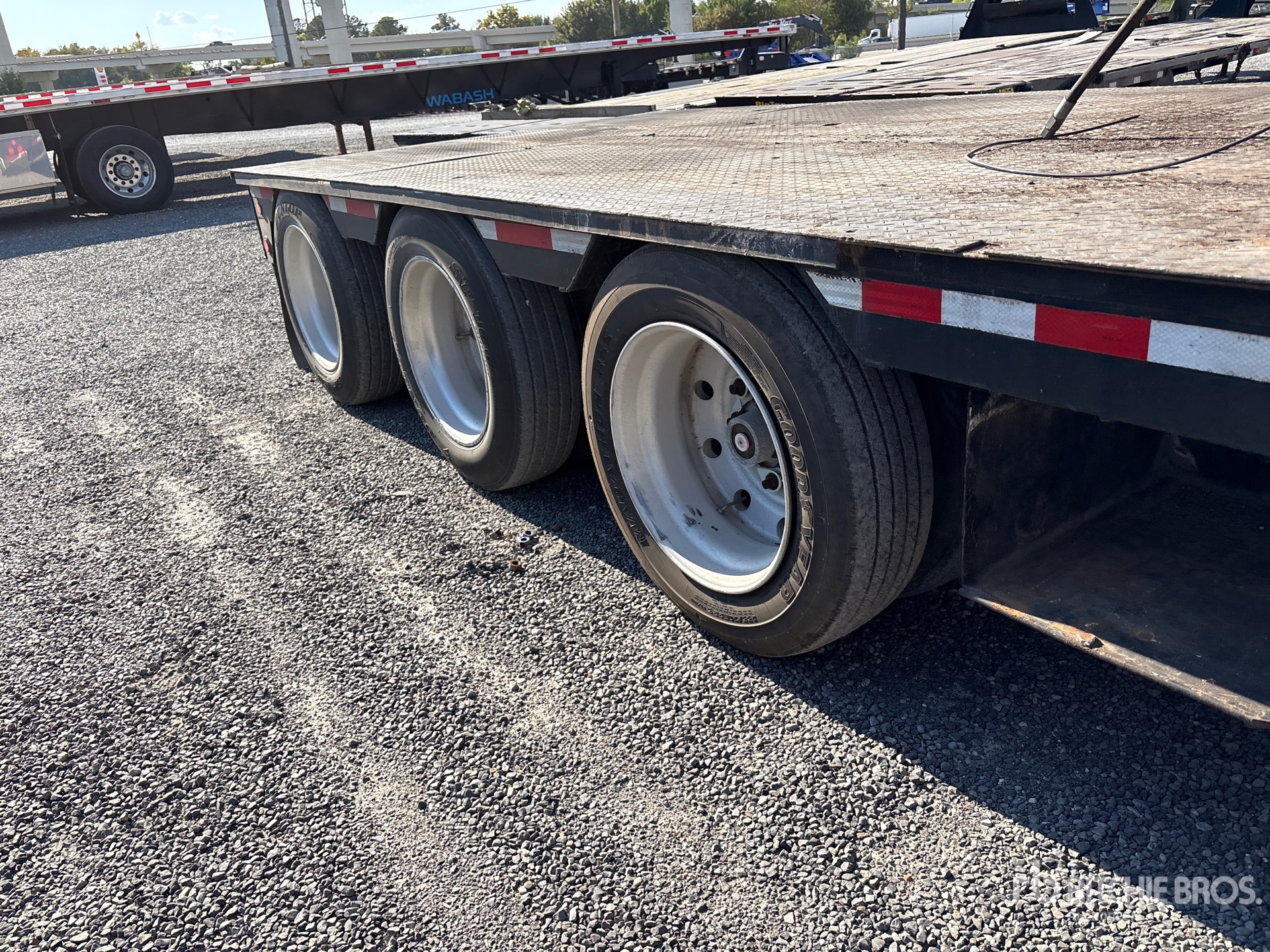 1995 Ledwell 48 FT TRI/A MIXING TRAILER