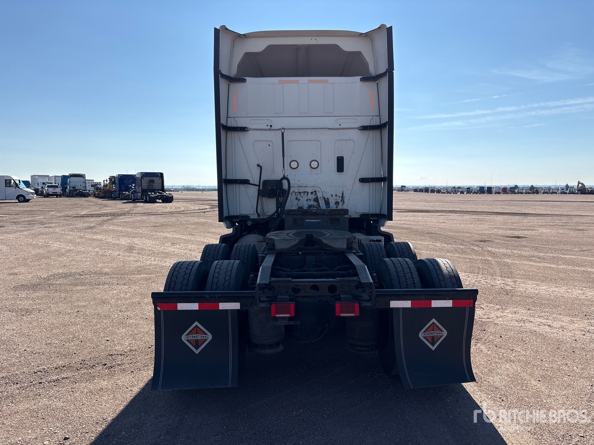 2020 International LT625