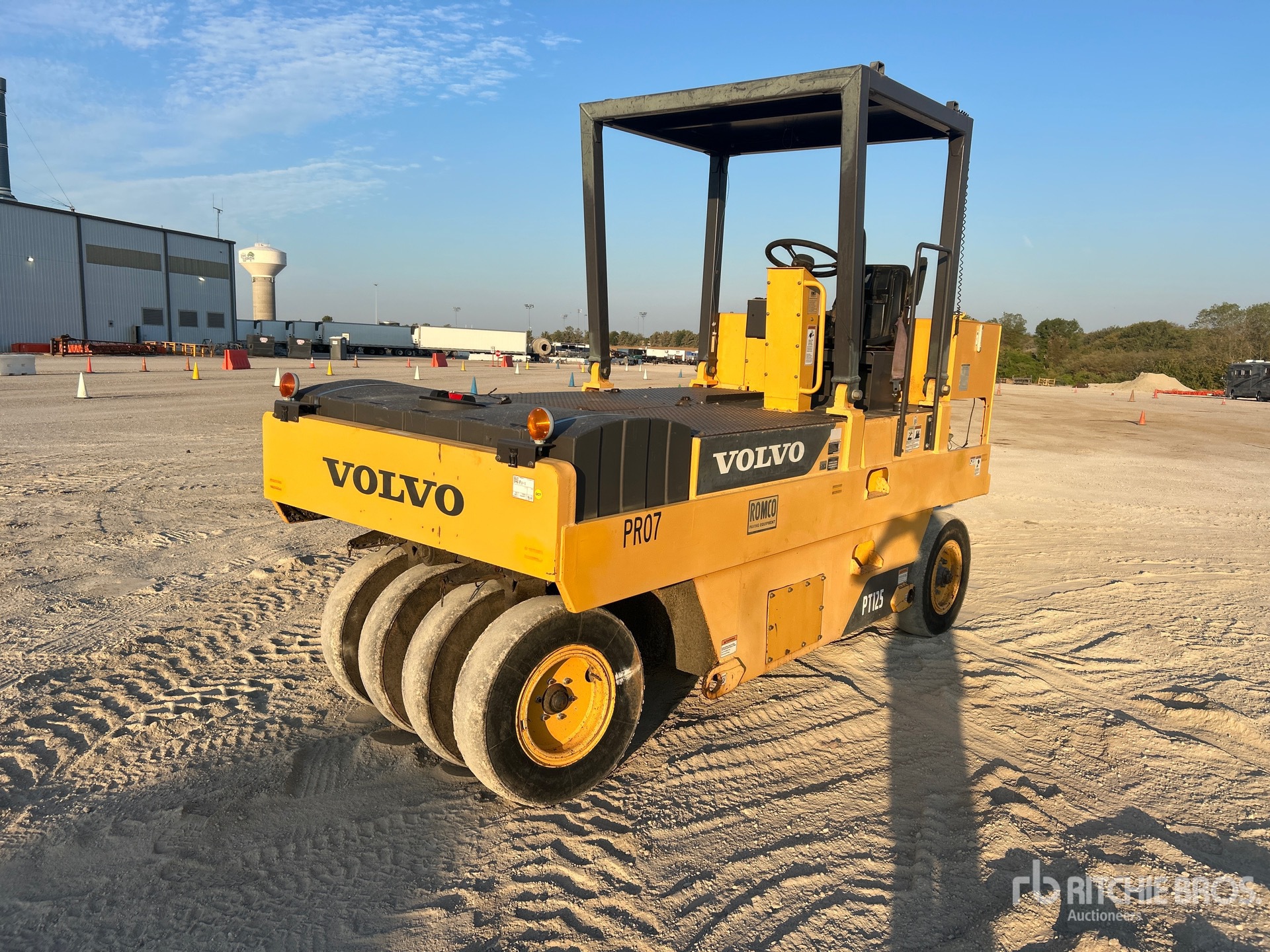 Photo of 2016 Volvo PT125