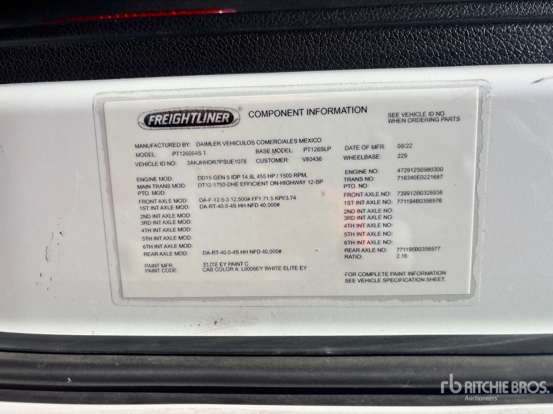 2023 Freightliner CASCADIA 126