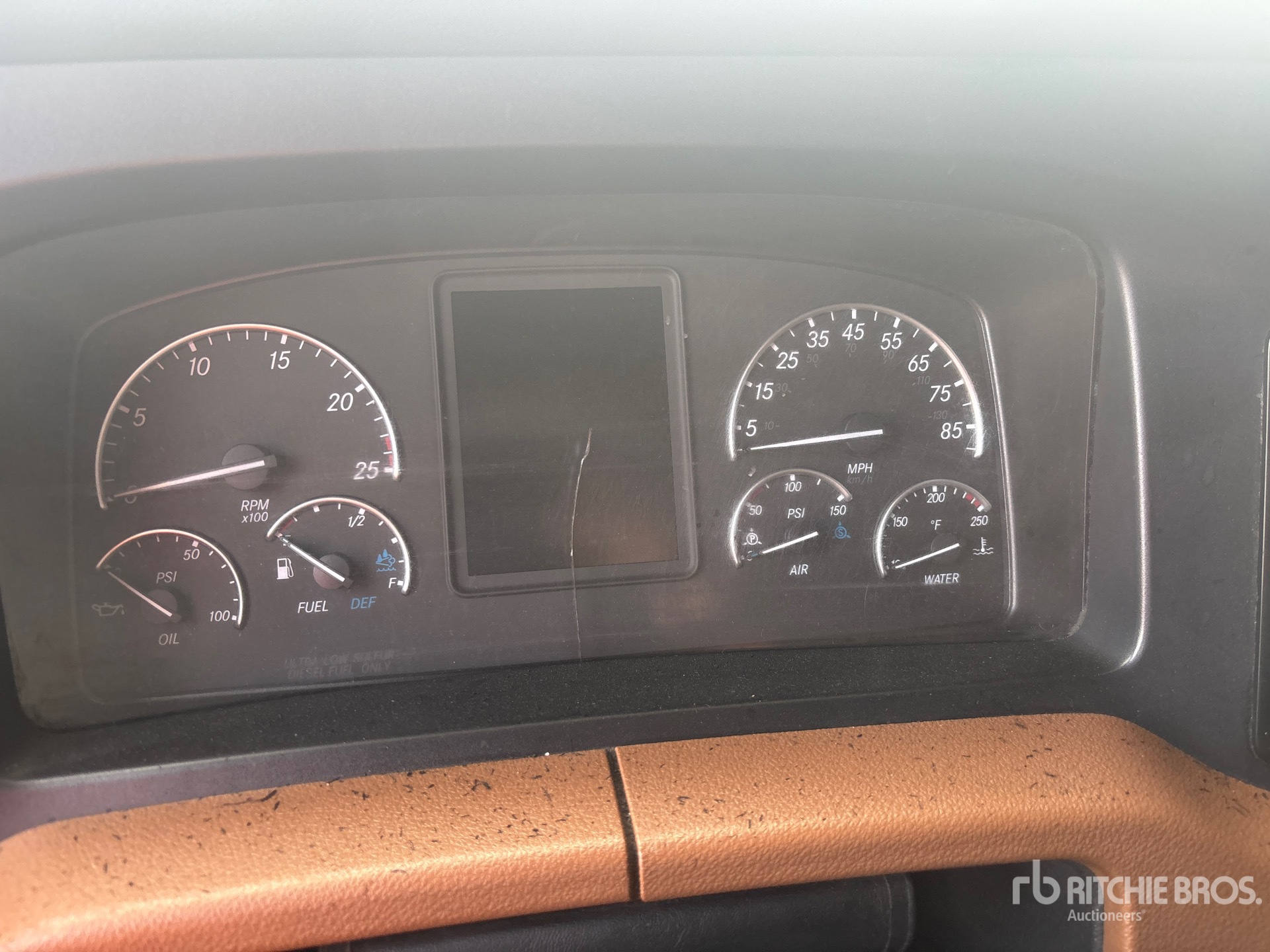 2020 Freightliner CASCADIA 126