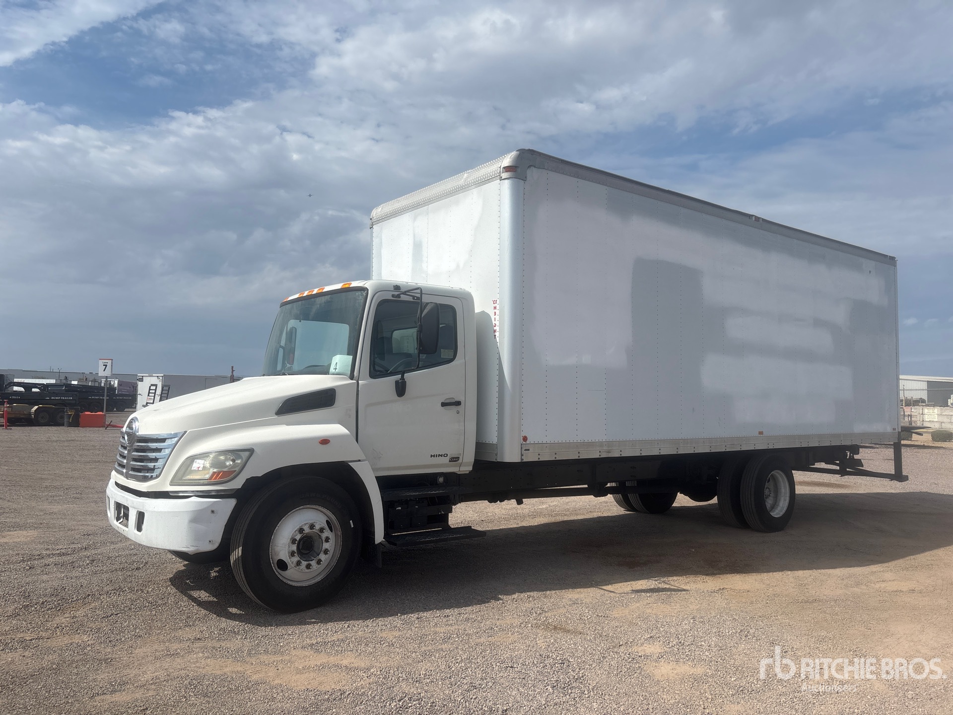 Photo of 2007 Hino 238