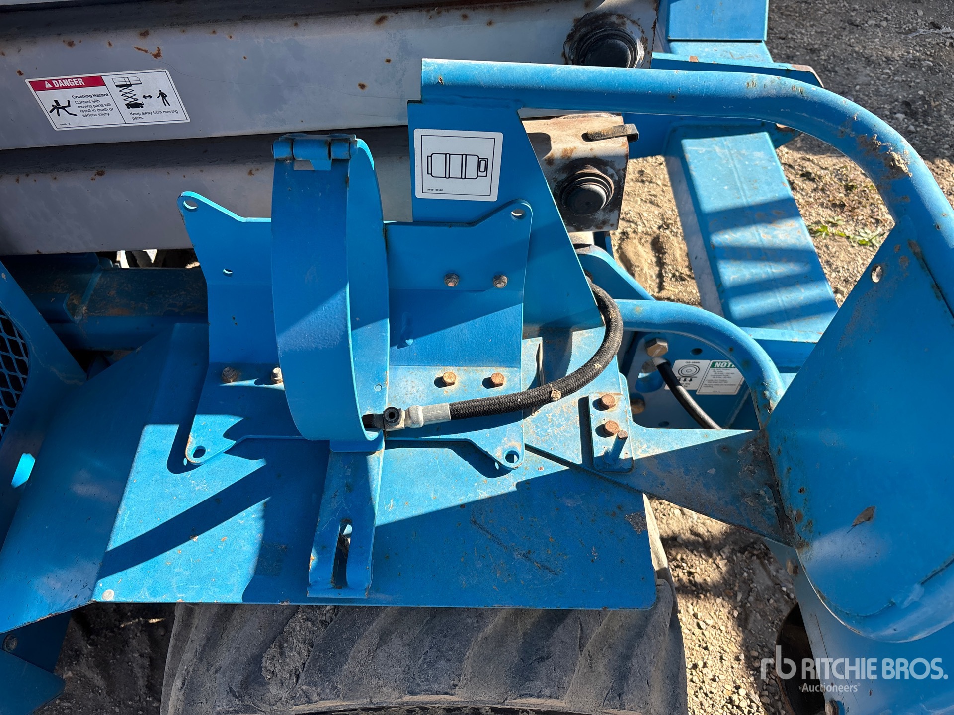 2007 Genie GS-2668