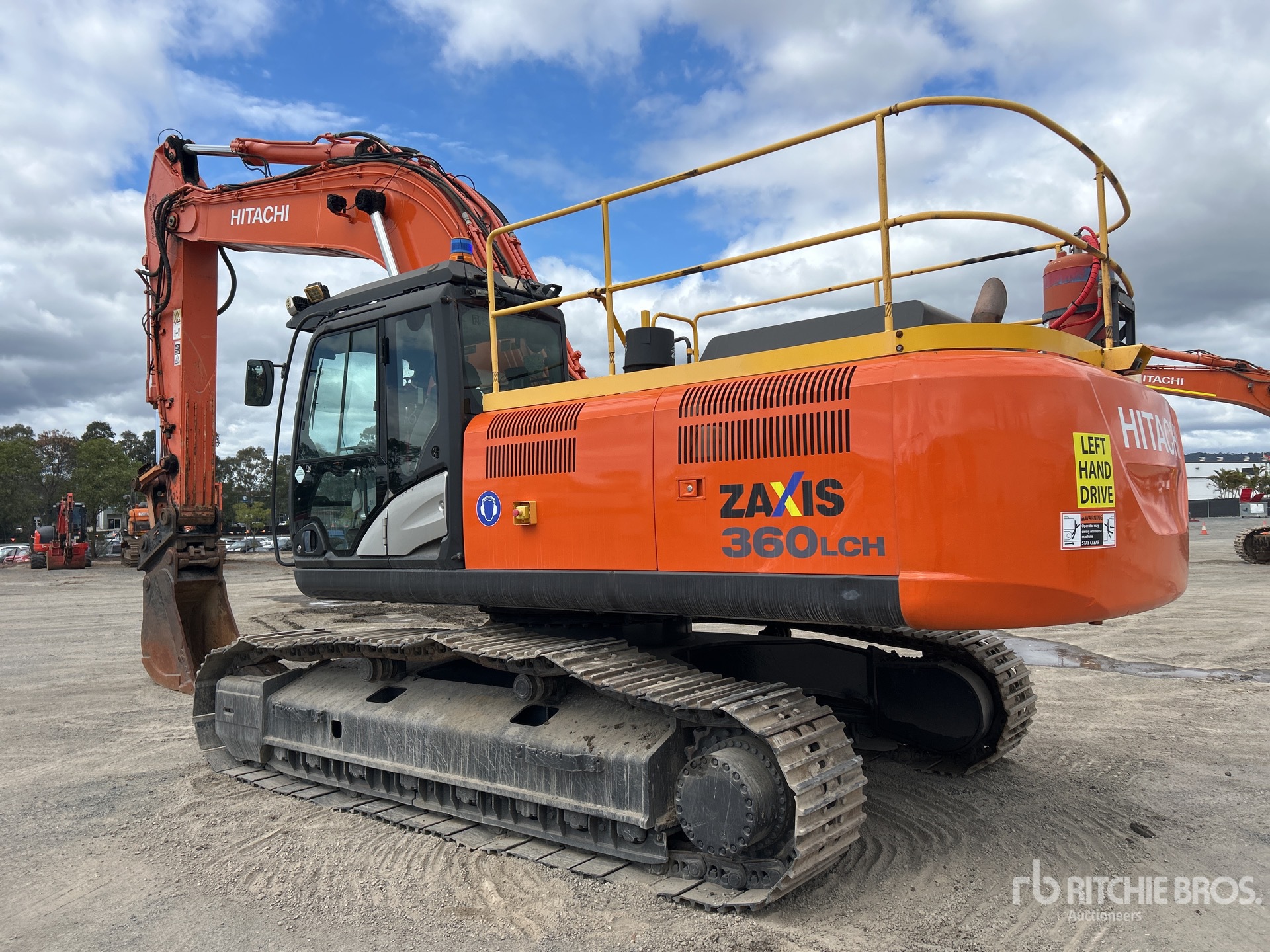 2018 Hitachi ZX360LCH-5B