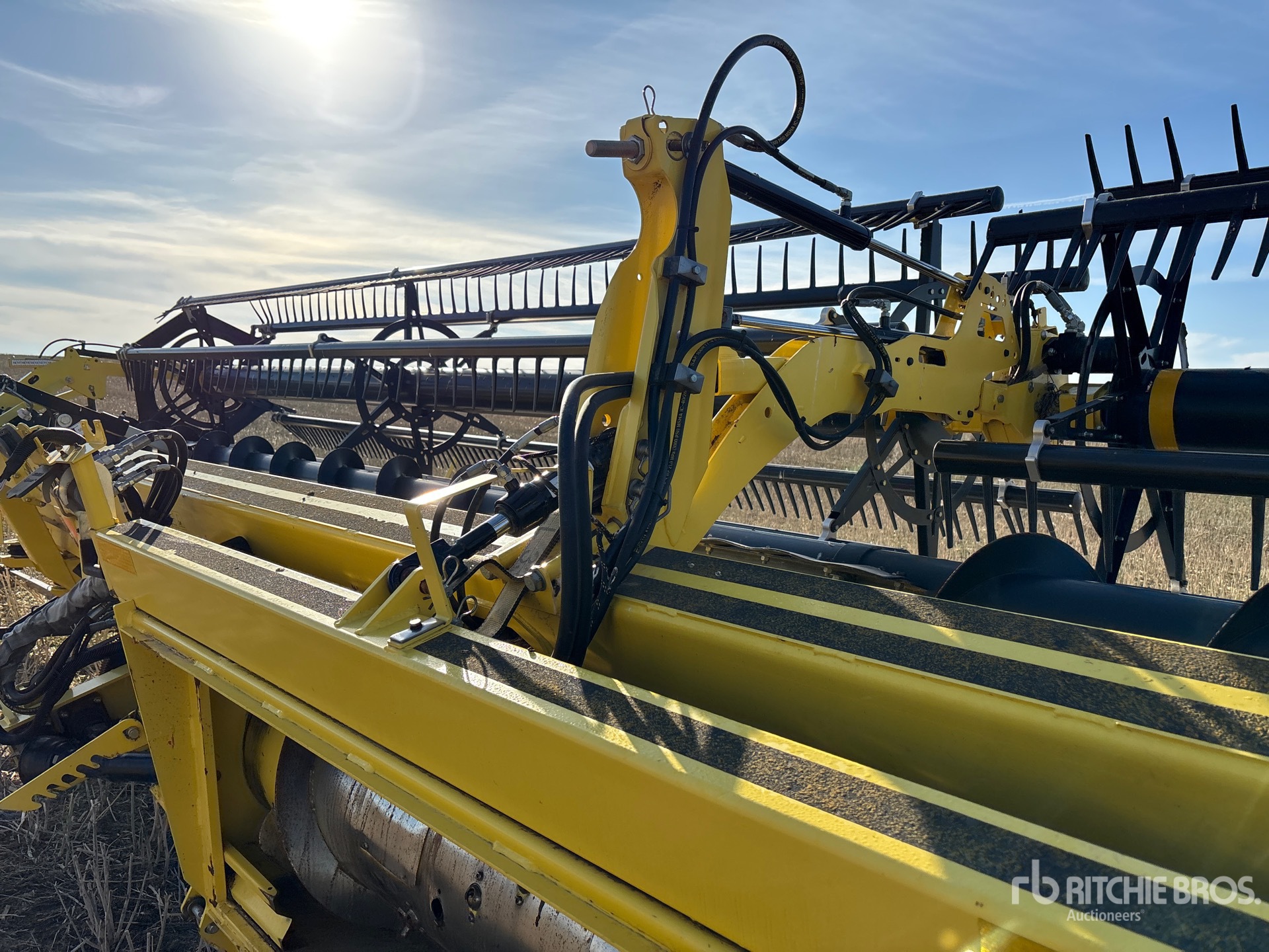 2015 Honey Bee AF240