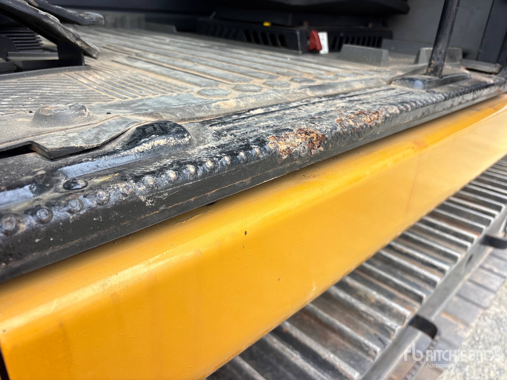 2024 Caterpillar 320 GC