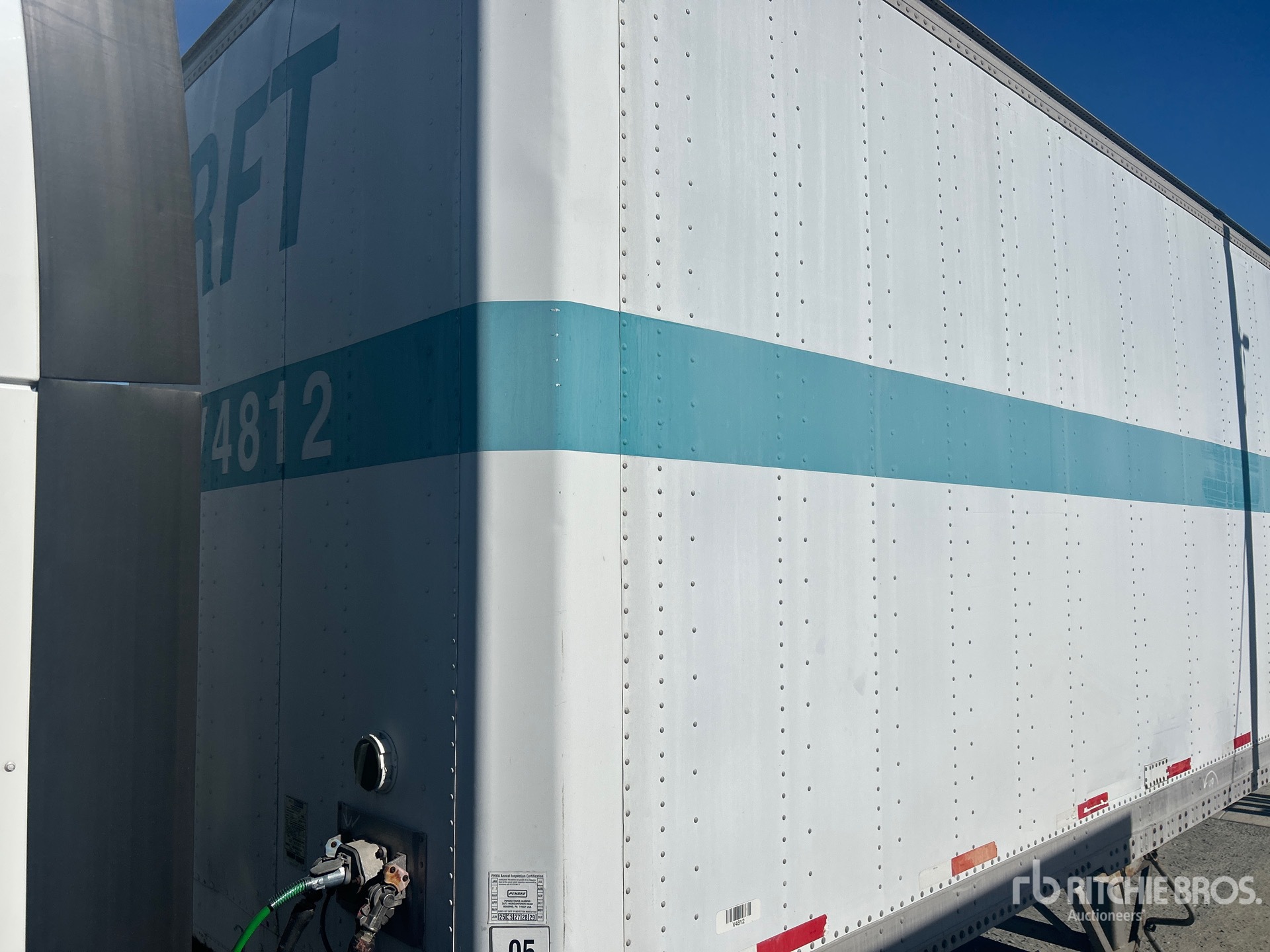 2003 Stoughton 53 FT X 102 IN T/A