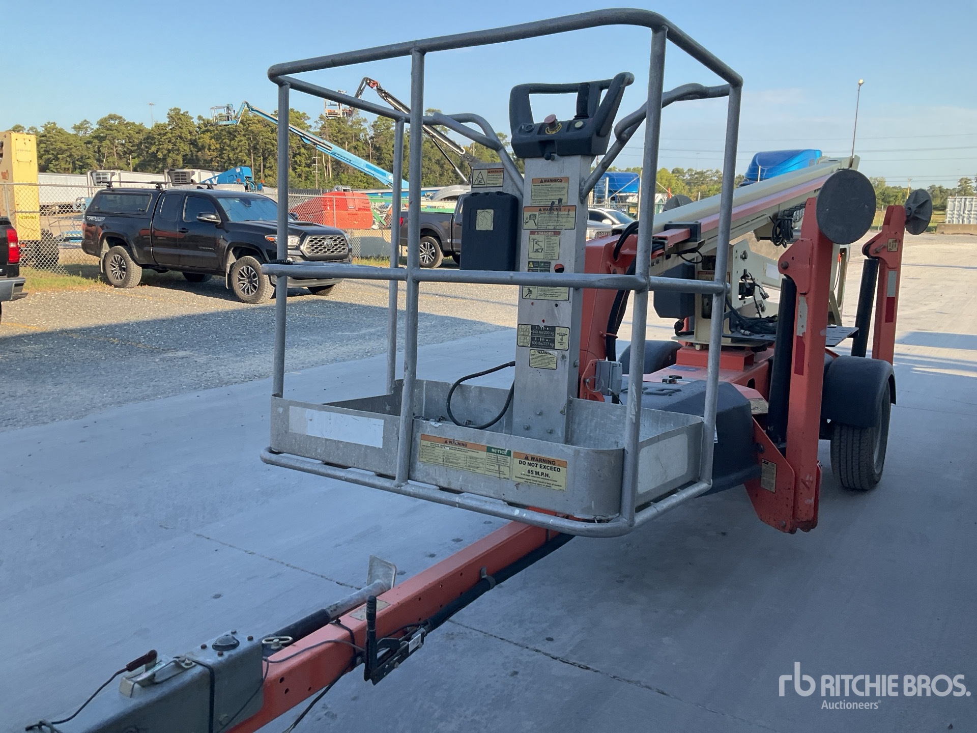 2018 JLG T350