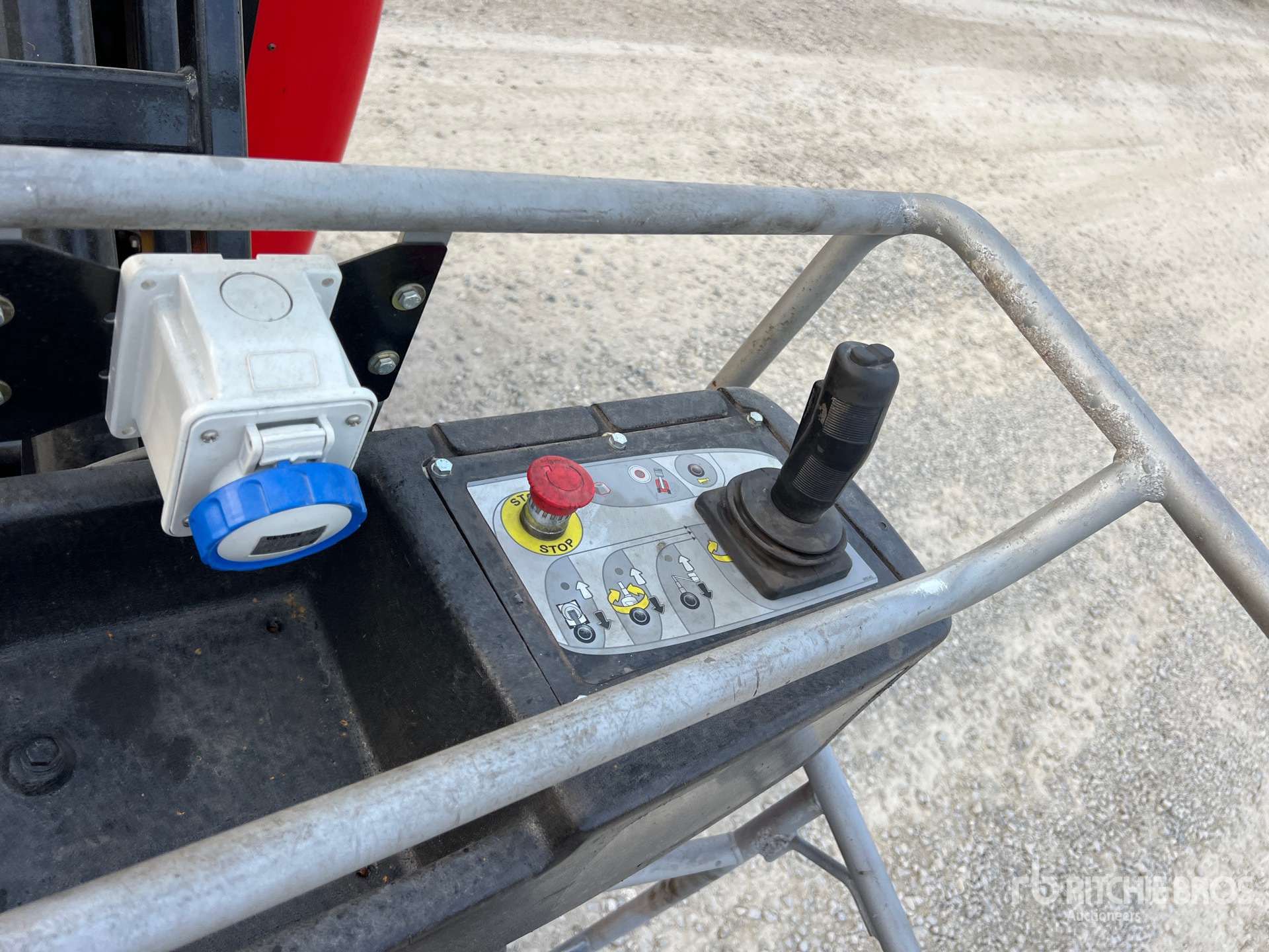 2020 Manitou 100 VJR