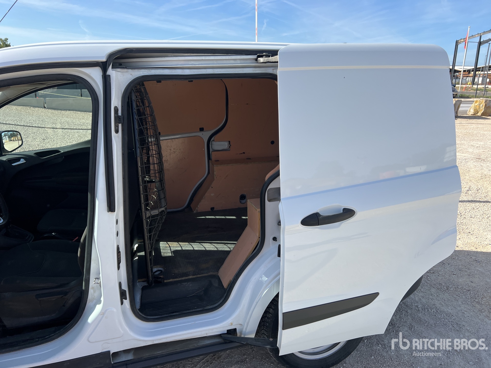 2019 Ford TRANSIT COURIER
