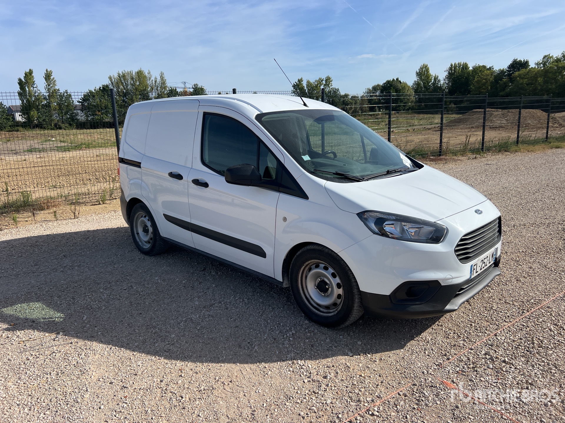 2019 Ford TRANSIT COURIER