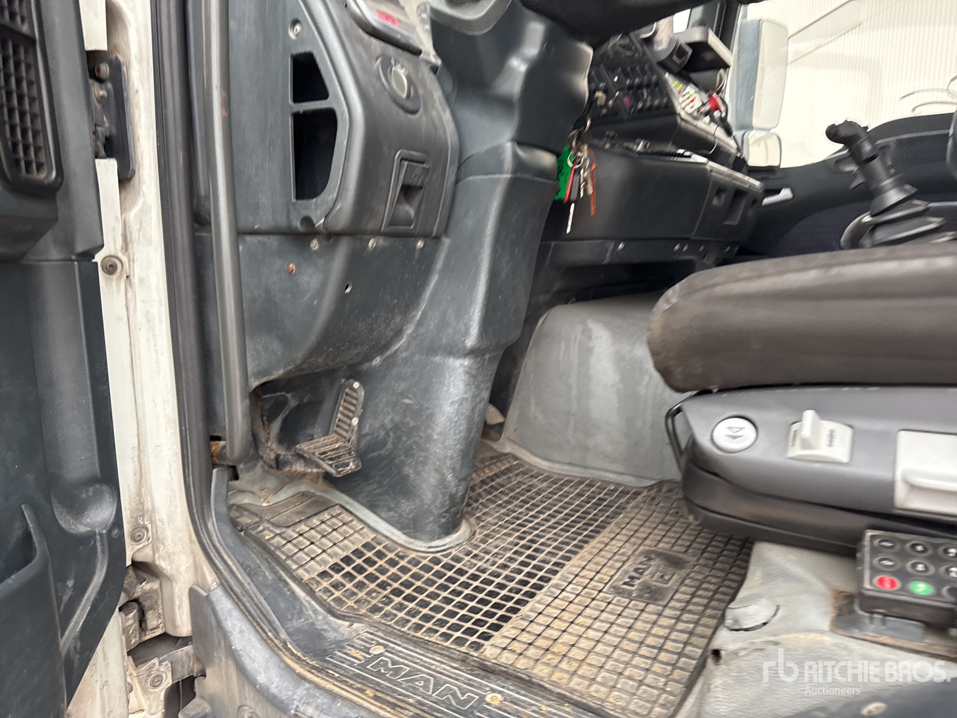 2002 Man CAMION AMPLIROLL 6X2