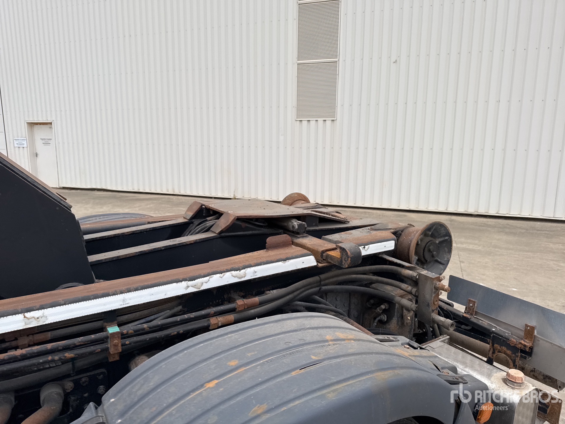 2002 Man CAMION AMPLIROLL 6X2