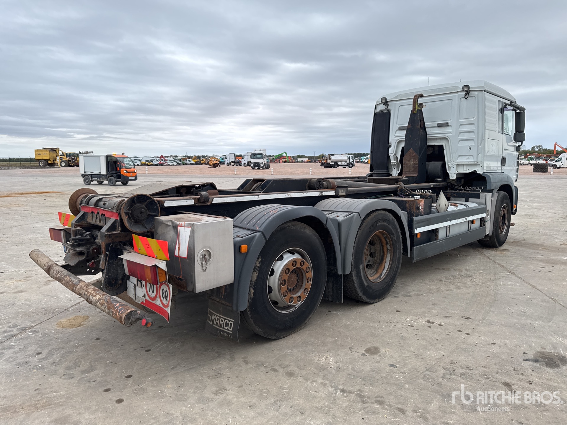 2002 Man CAMION AMPLIROLL 6X2