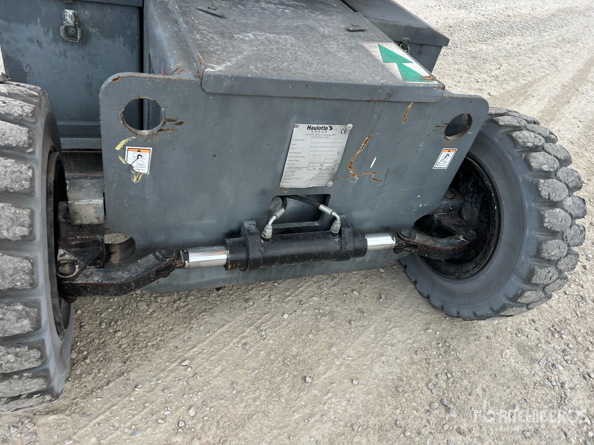 2009 Haulotte HA12IP