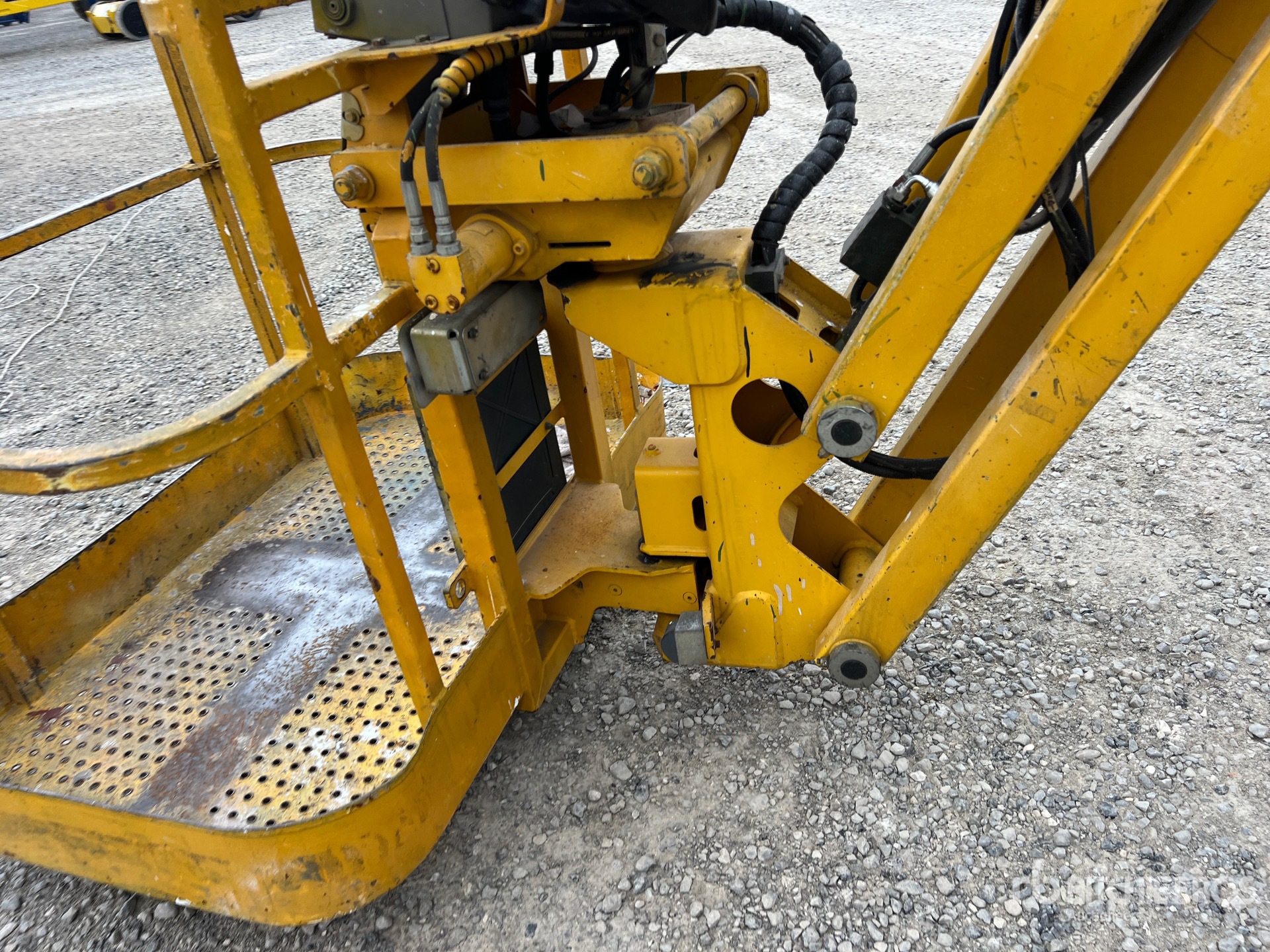 2009 Haulotte HA12IP