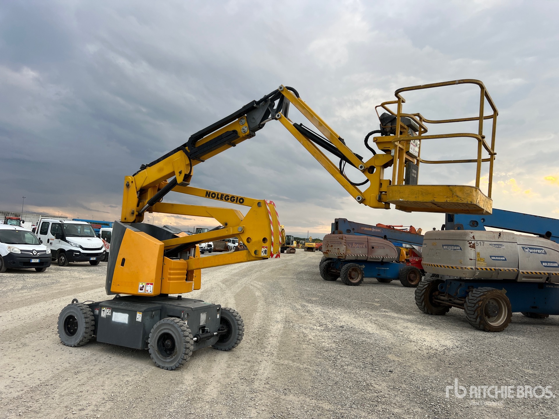 2009 Haulotte HA12IP