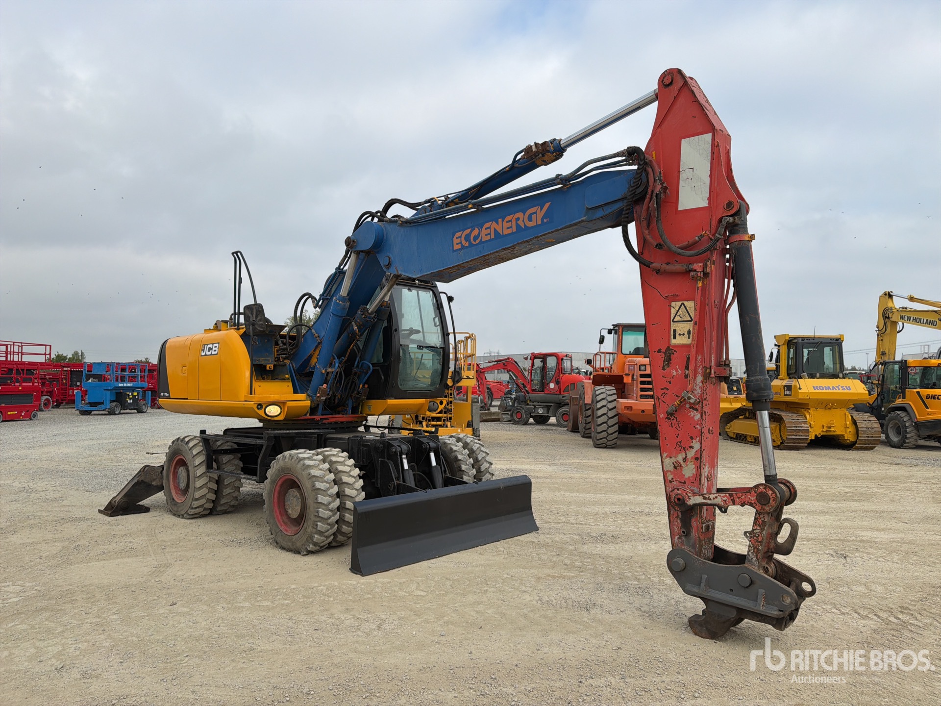 2006 JCB JS175W