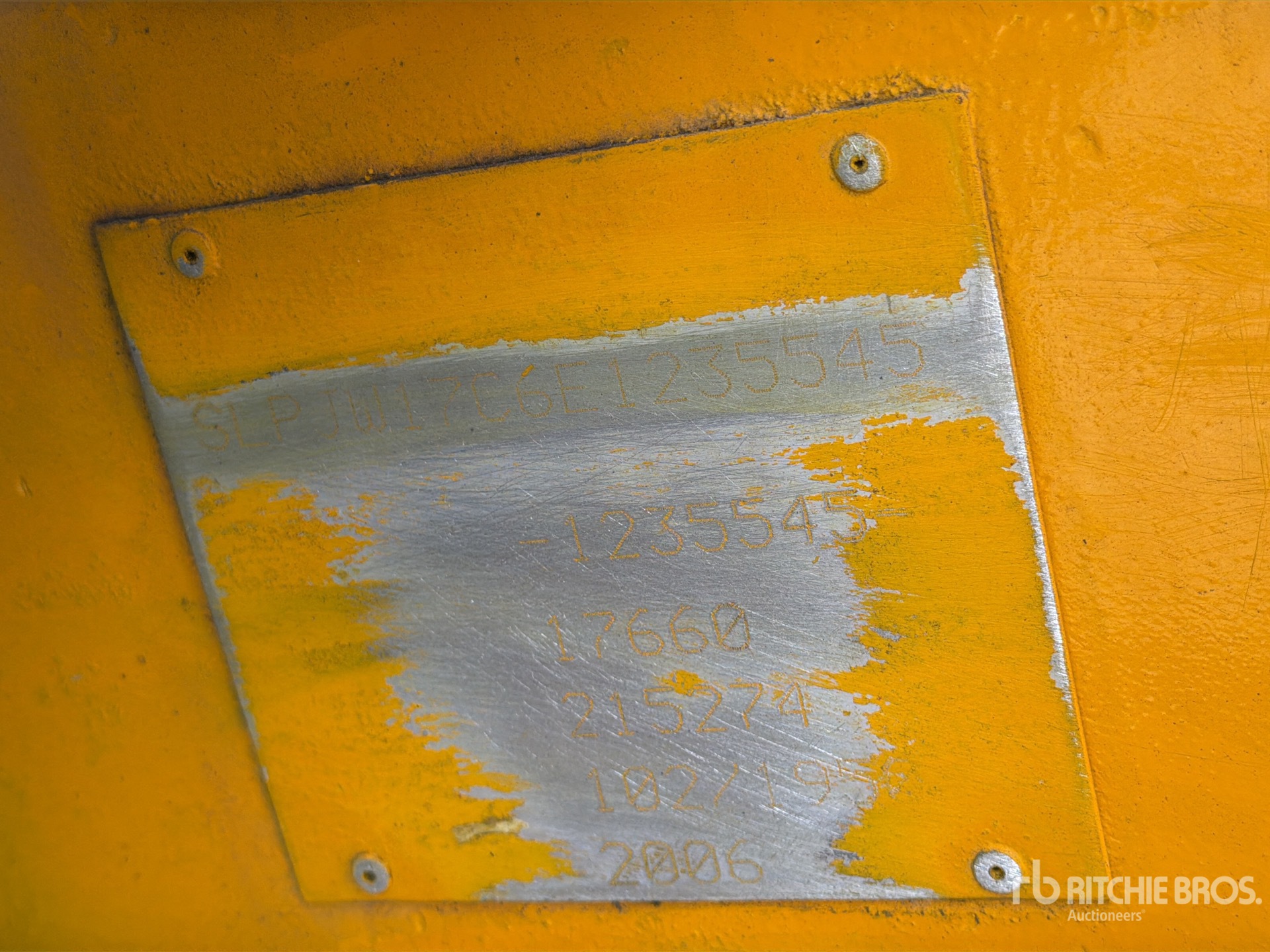 2006 JCB JS175W
