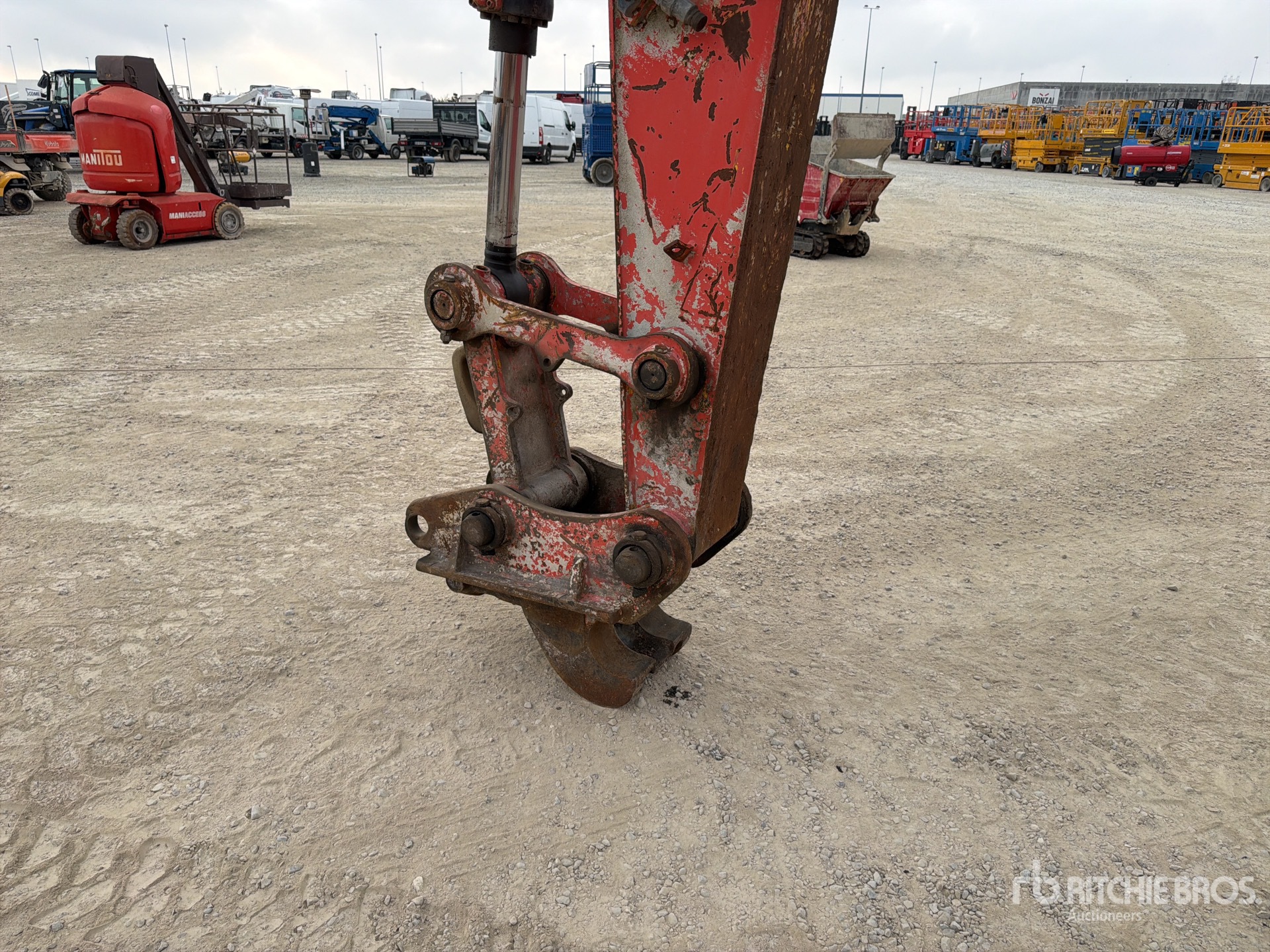 2006 JCB JS175W