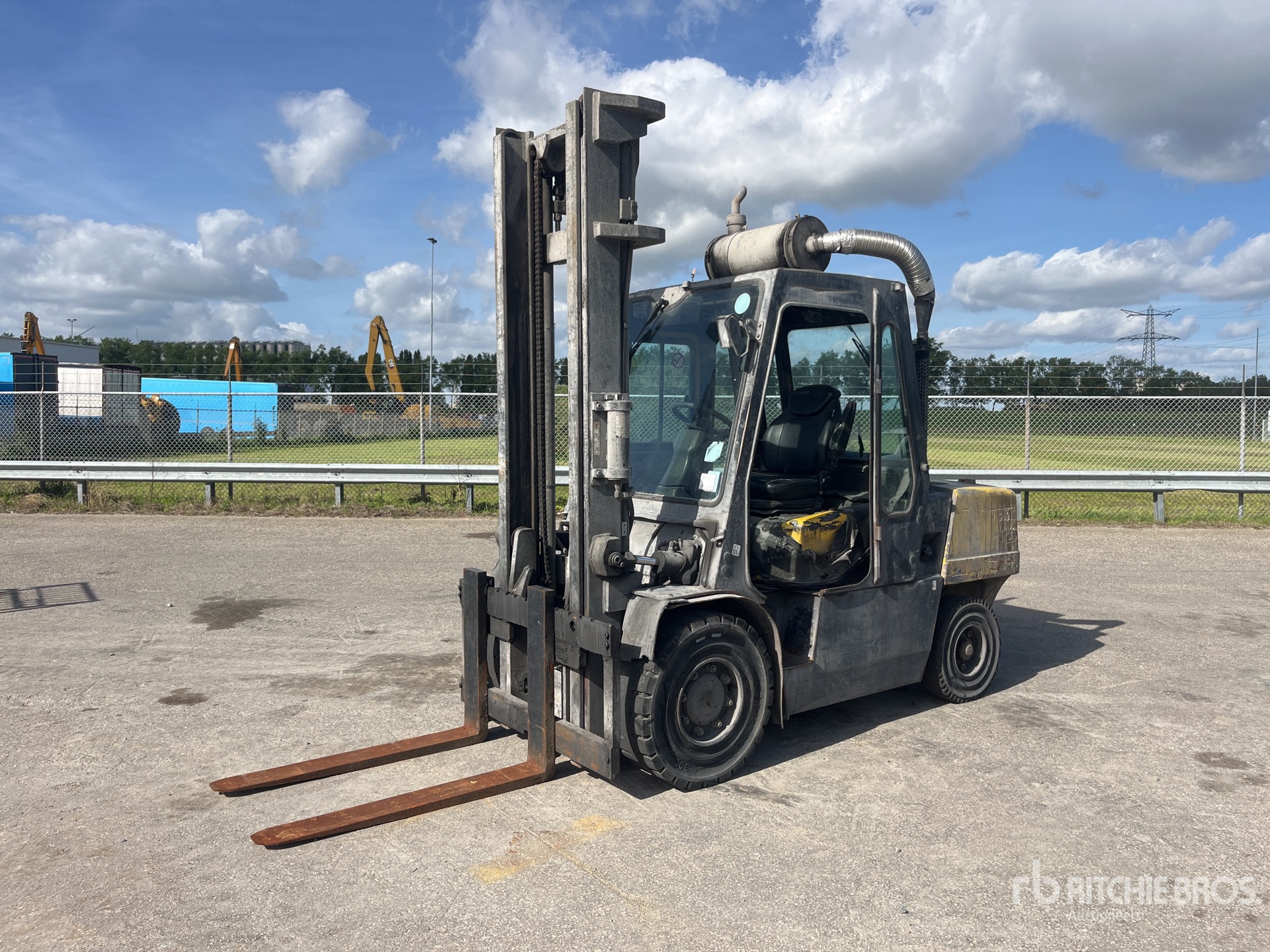 Photo of Doosan D50C-2