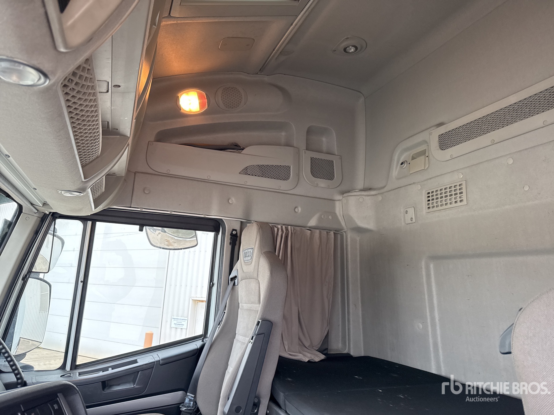 2017 Iveco STRALIS 460 XP