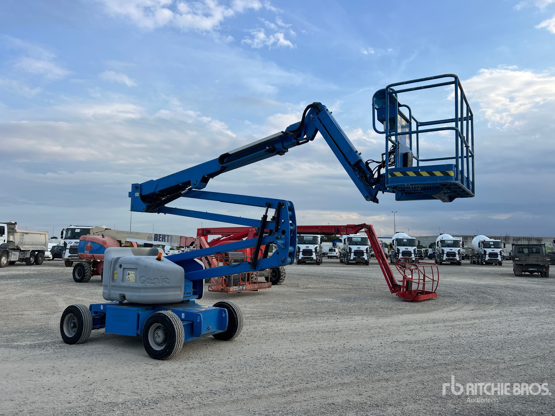 2009 Genie Z45/25