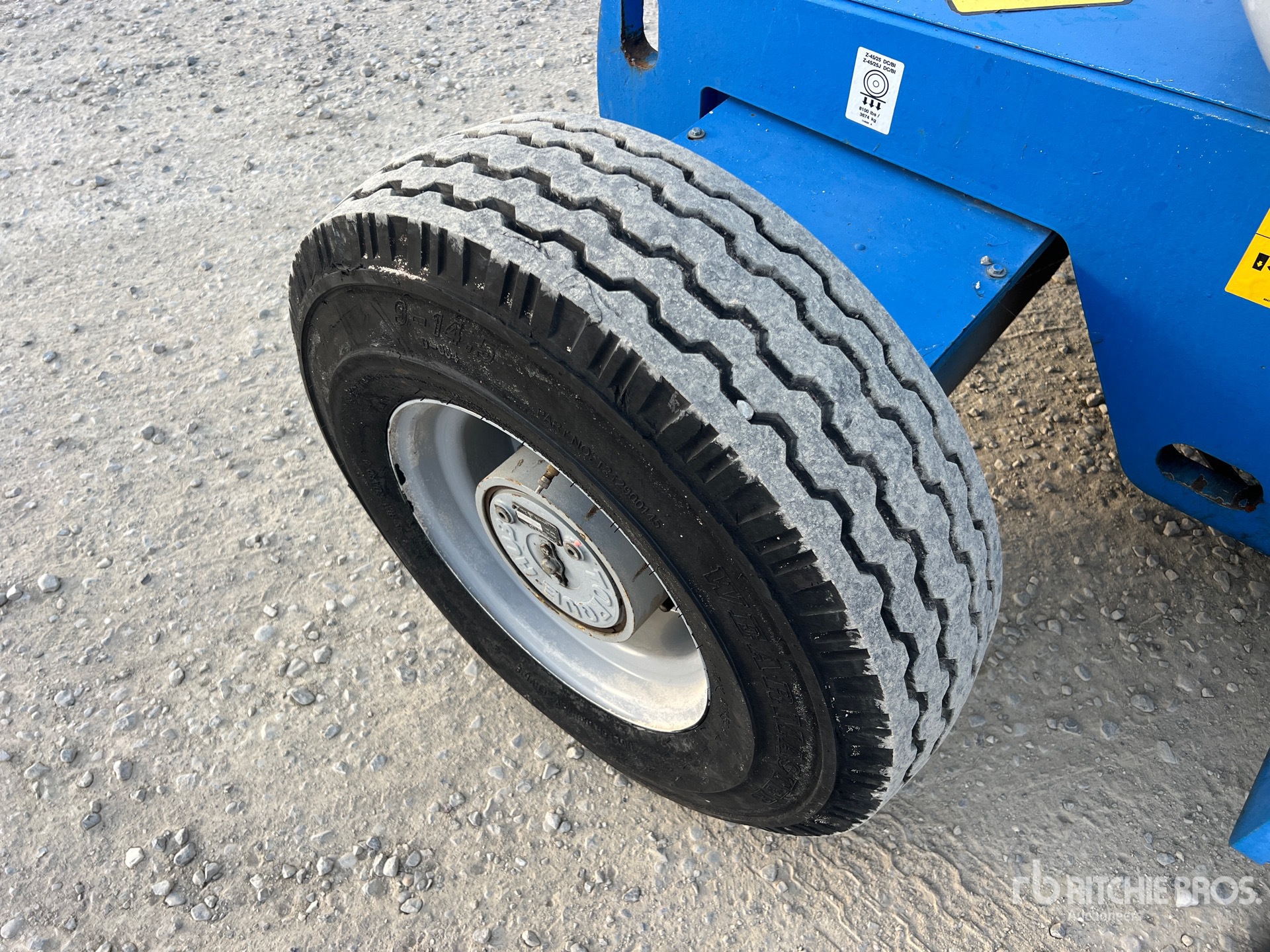 2009 Genie Z45/25