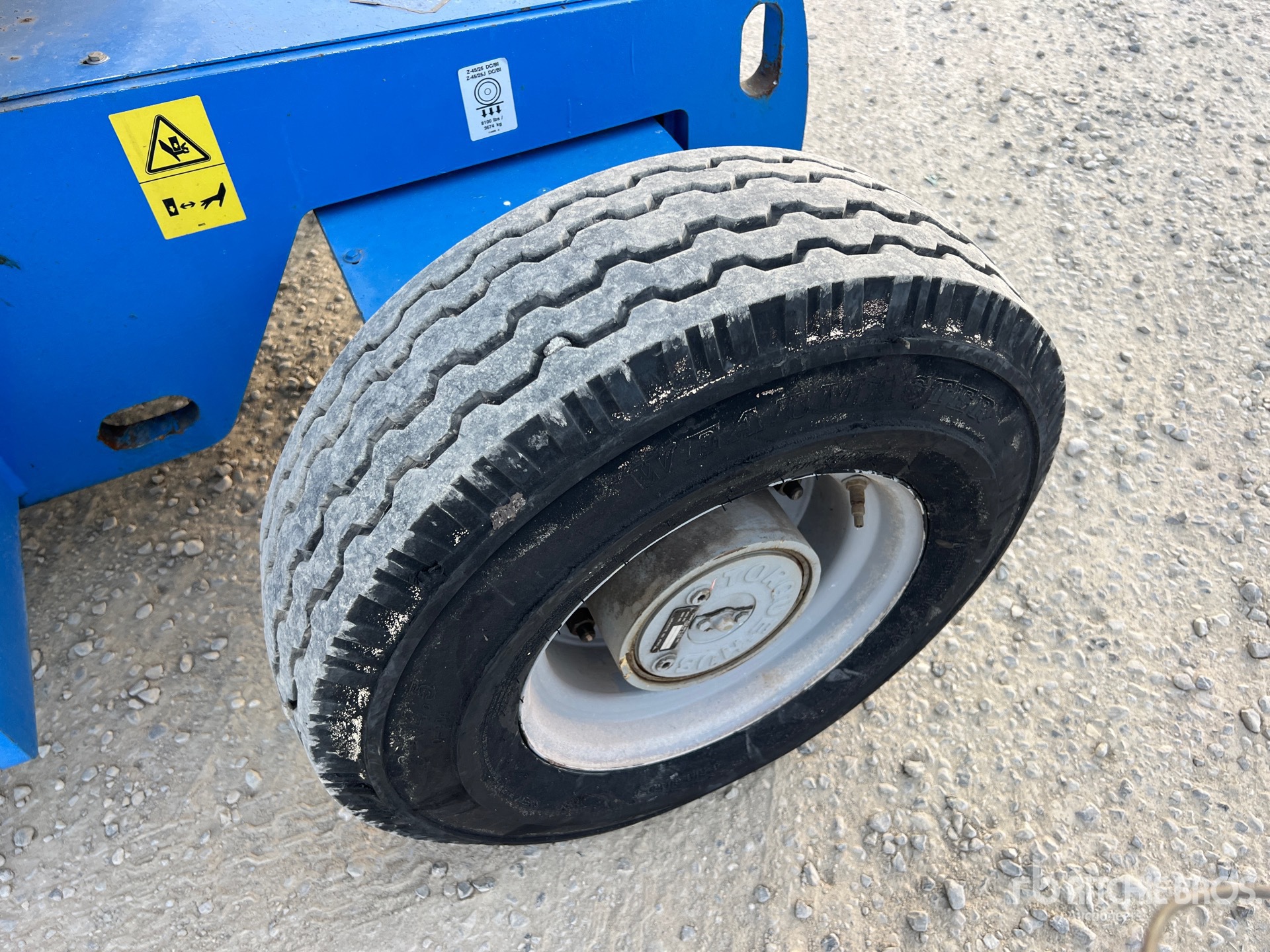 2009 Genie Z45/25