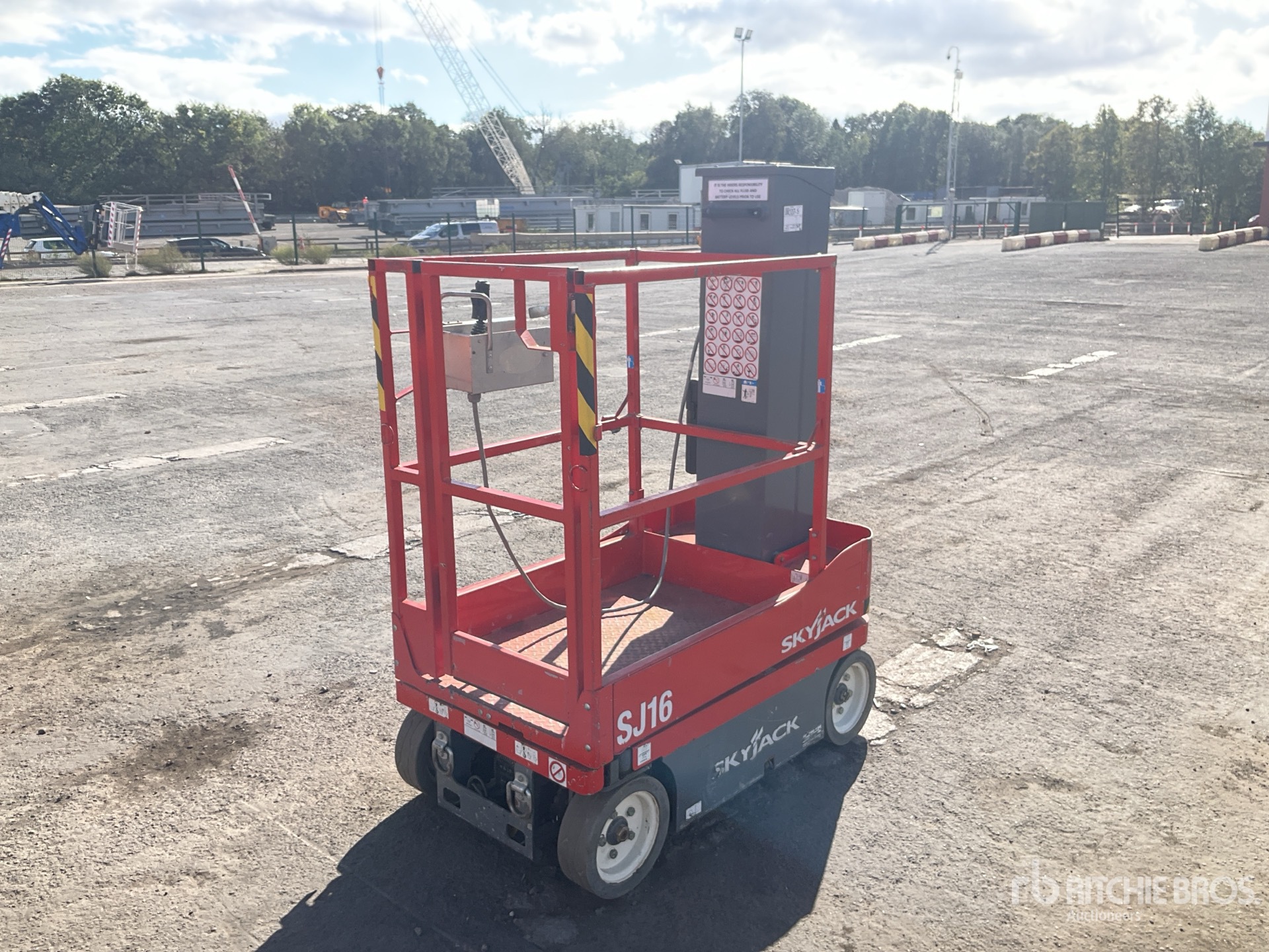 Photo of 2014 Skyjack SJ16