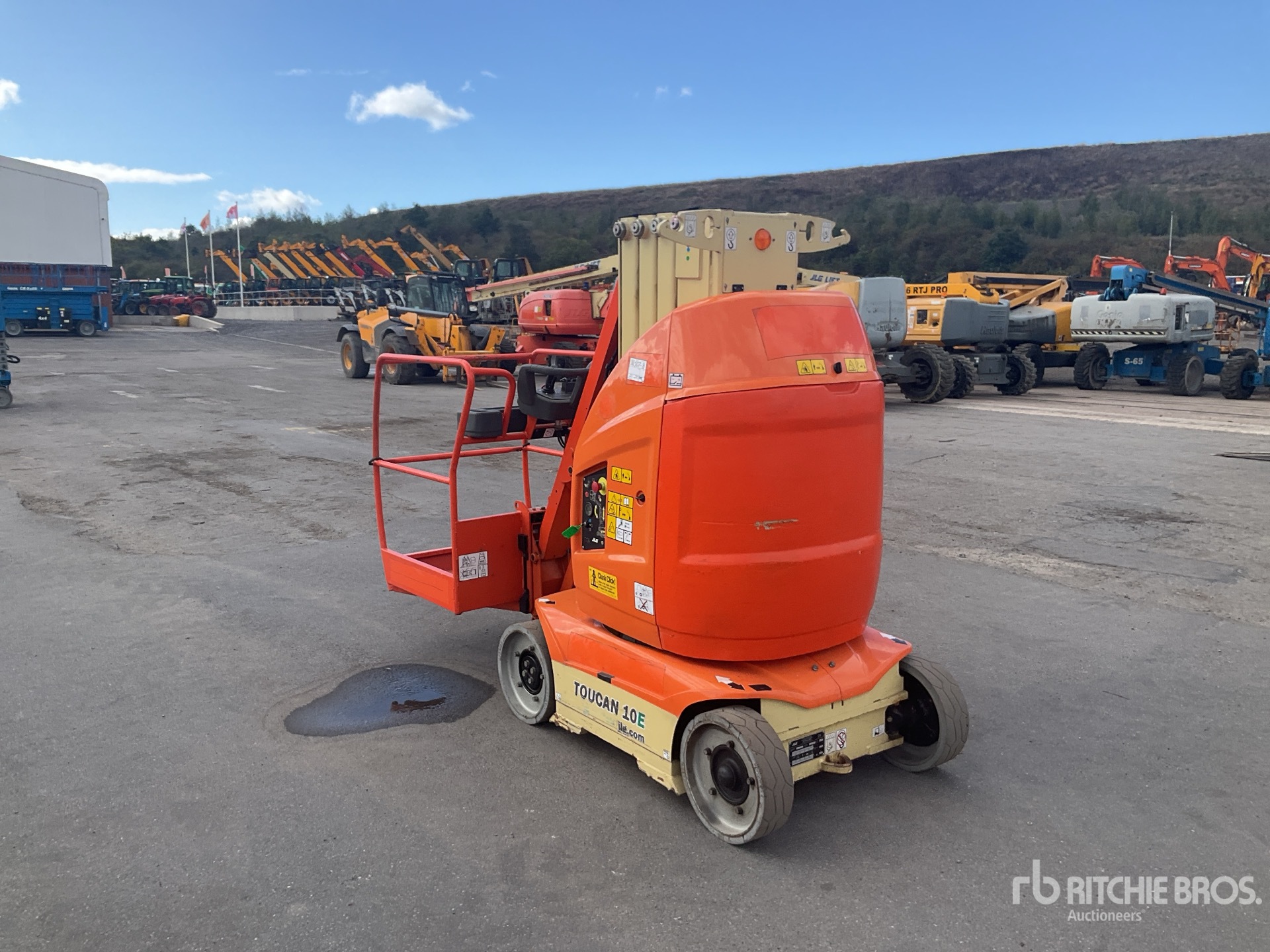 2011 JLG TOUCAN 10E