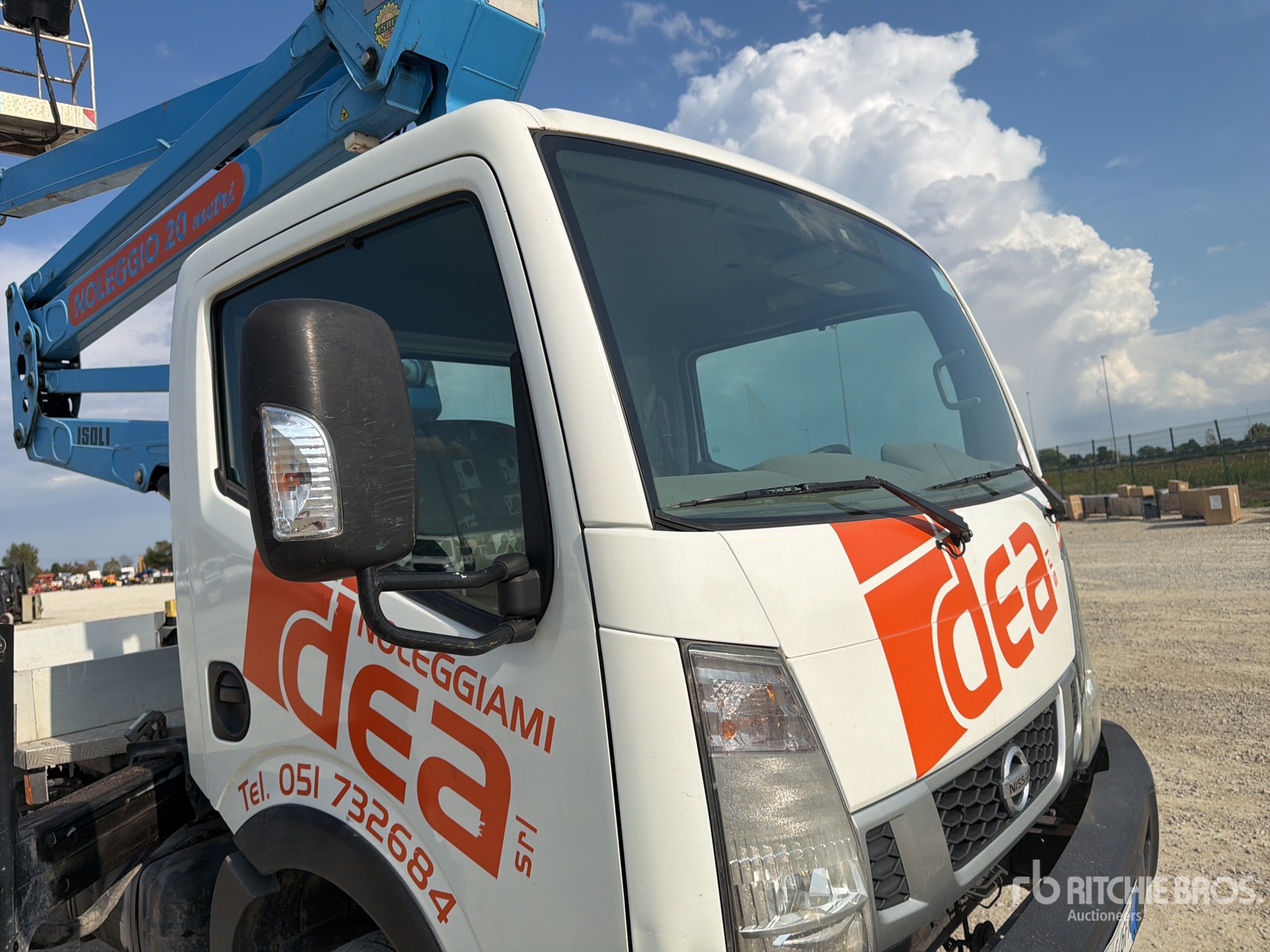 2015 Nissan CABSTAR NT400