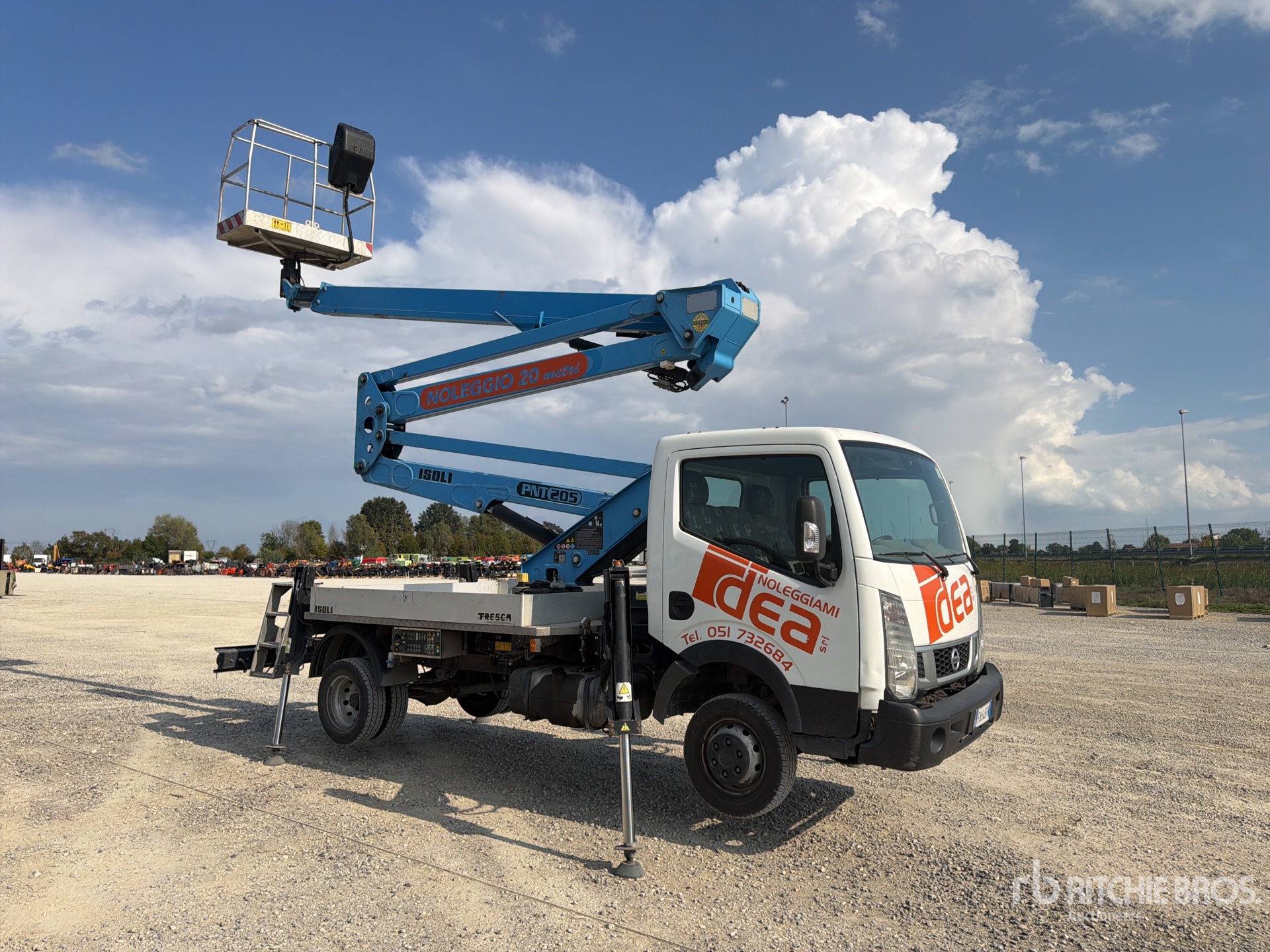 2015 Nissan CABSTAR NT400