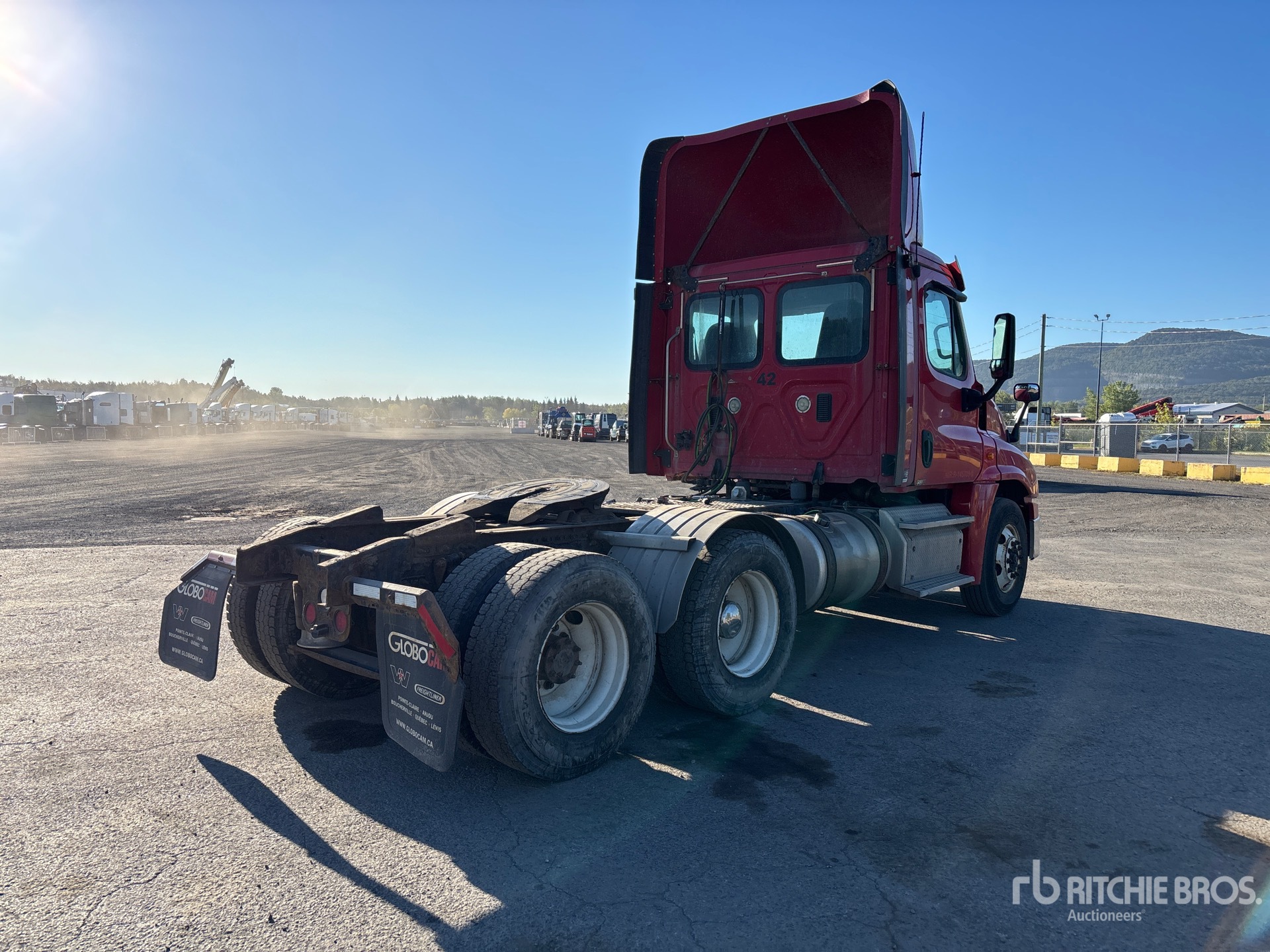 2015 Freightliner CASCADIA 125