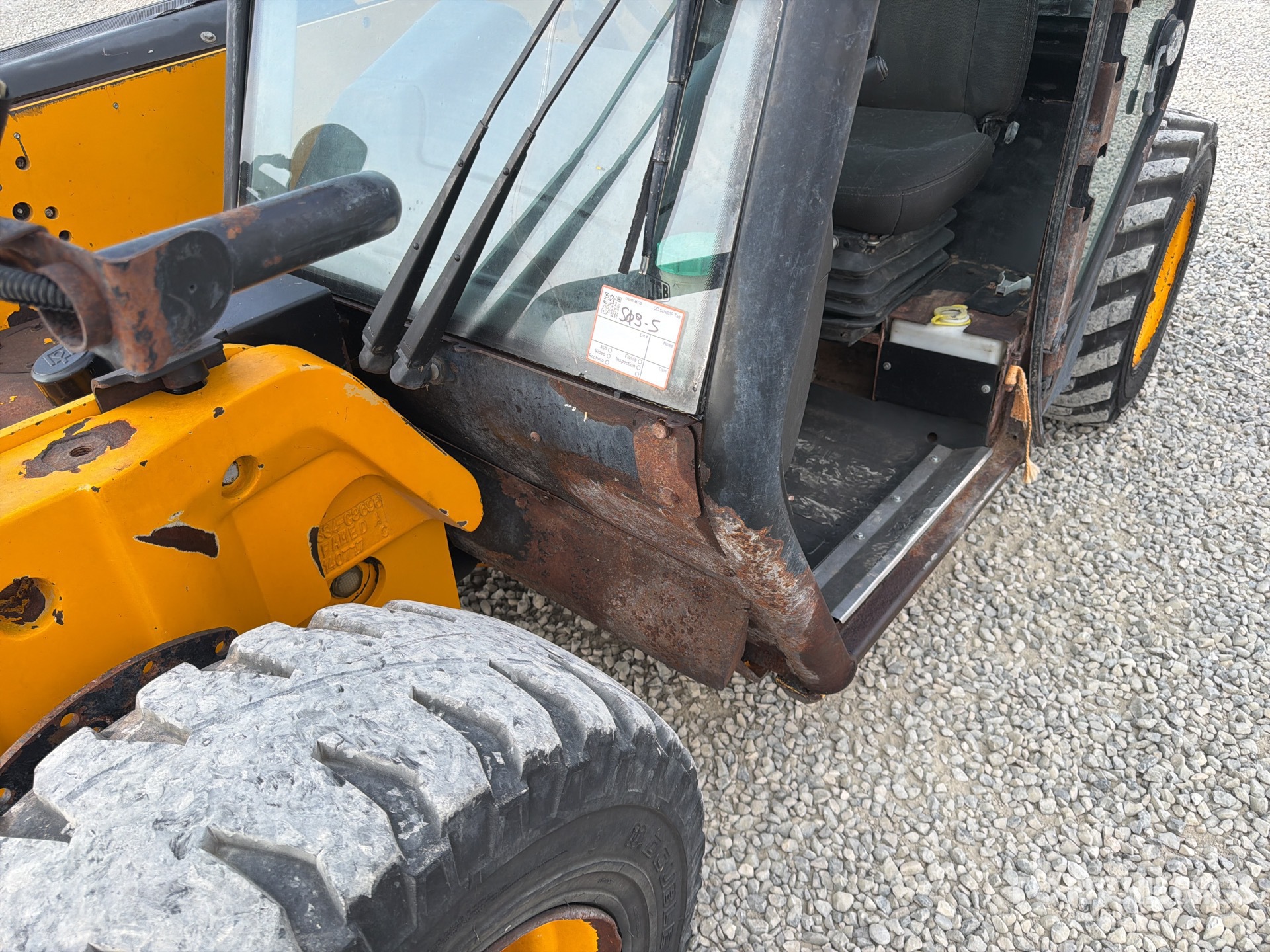 2015 JCB 525