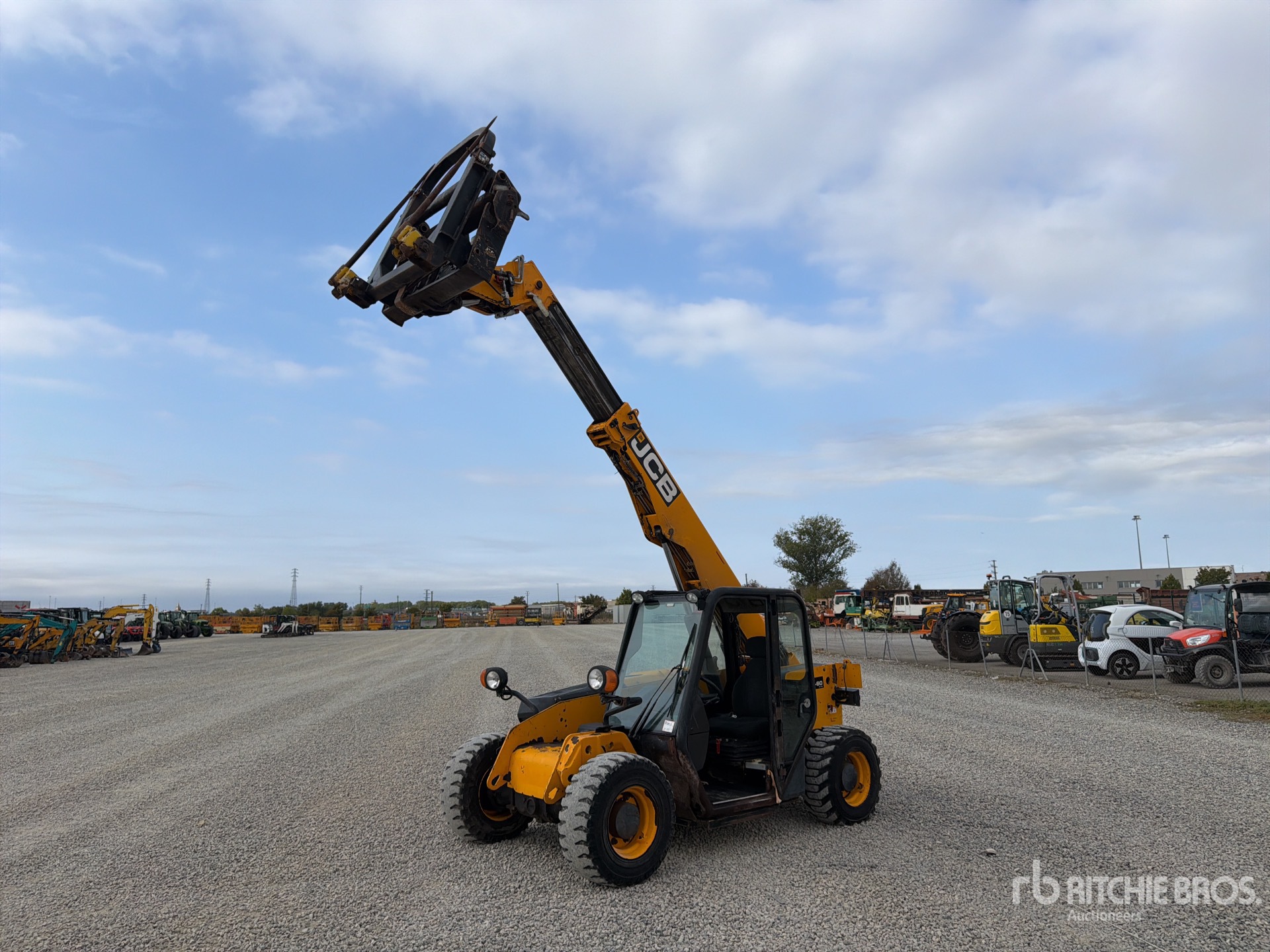 Photo of 2015 JCB 525