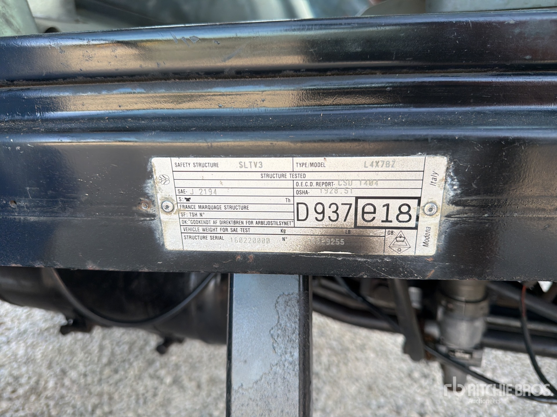 2003 New Holland TL100