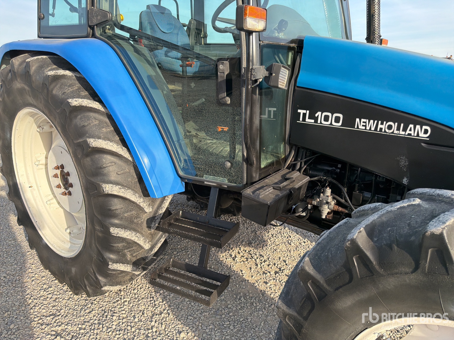 2003 New Holland TL100