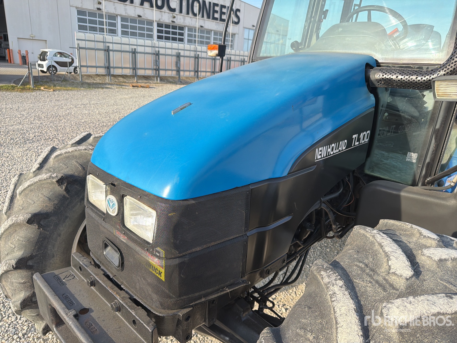 2003 New Holland TL100